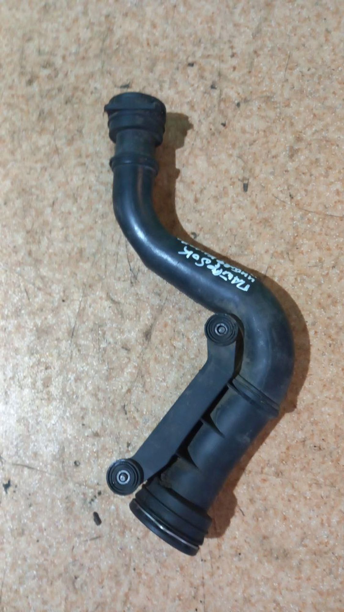 https://ycs.partsauto.market/partsauto-images/thmbs/userImages/7cfef6f3f711b4301ce5946b404c3455/part/279e3348-ee77-40d4-9b60-93d80c7ff0cd_1713095419882.jpg