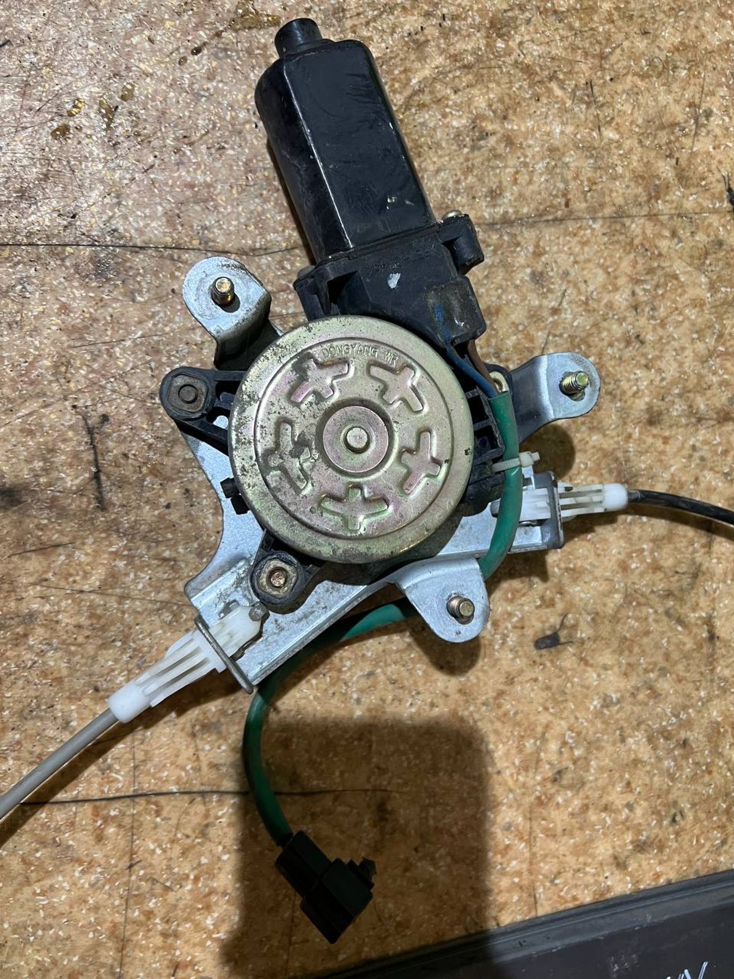 https://ycs.partsauto.market/partsauto-images/thmbs/userImages/7cfef6f3f711b4301ce5946b404c3455/part/29544be3-0e74-47e2-b667-0d1fbfcdd4ad_1747129296723.jpg