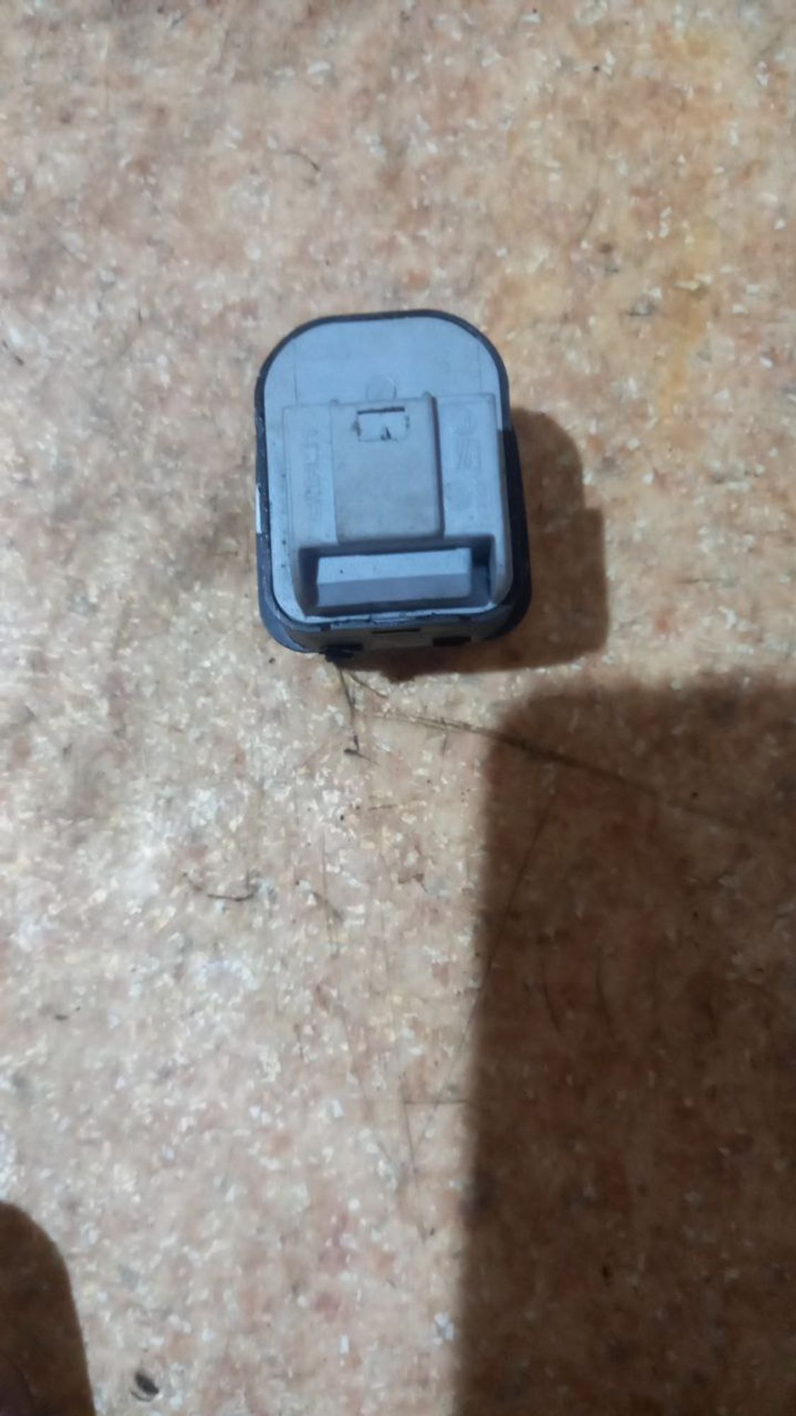 https://ycs.partsauto.market/partsauto-images/thmbs/userImages/7cfef6f3f711b4301ce5946b404c3455/part/2ca3c001-ca3f-45b8-9d4c-678c0d357217_1722775261331.jpg