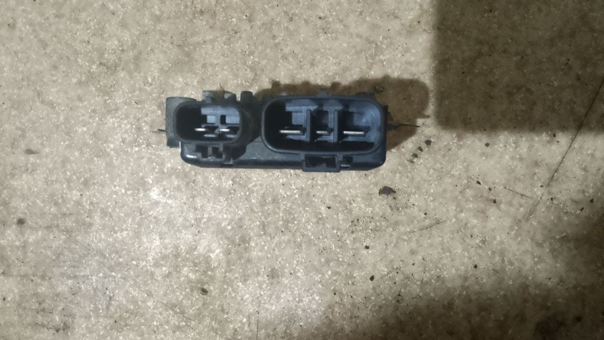 https://ycs.partsauto.market/partsauto-images/thmbs/userImages/7cfef6f3f711b4301ce5946b404c3455/part/2cb6d68e-532c-4700-8a1a-85e29e01dcc3_1731578806458.jpg