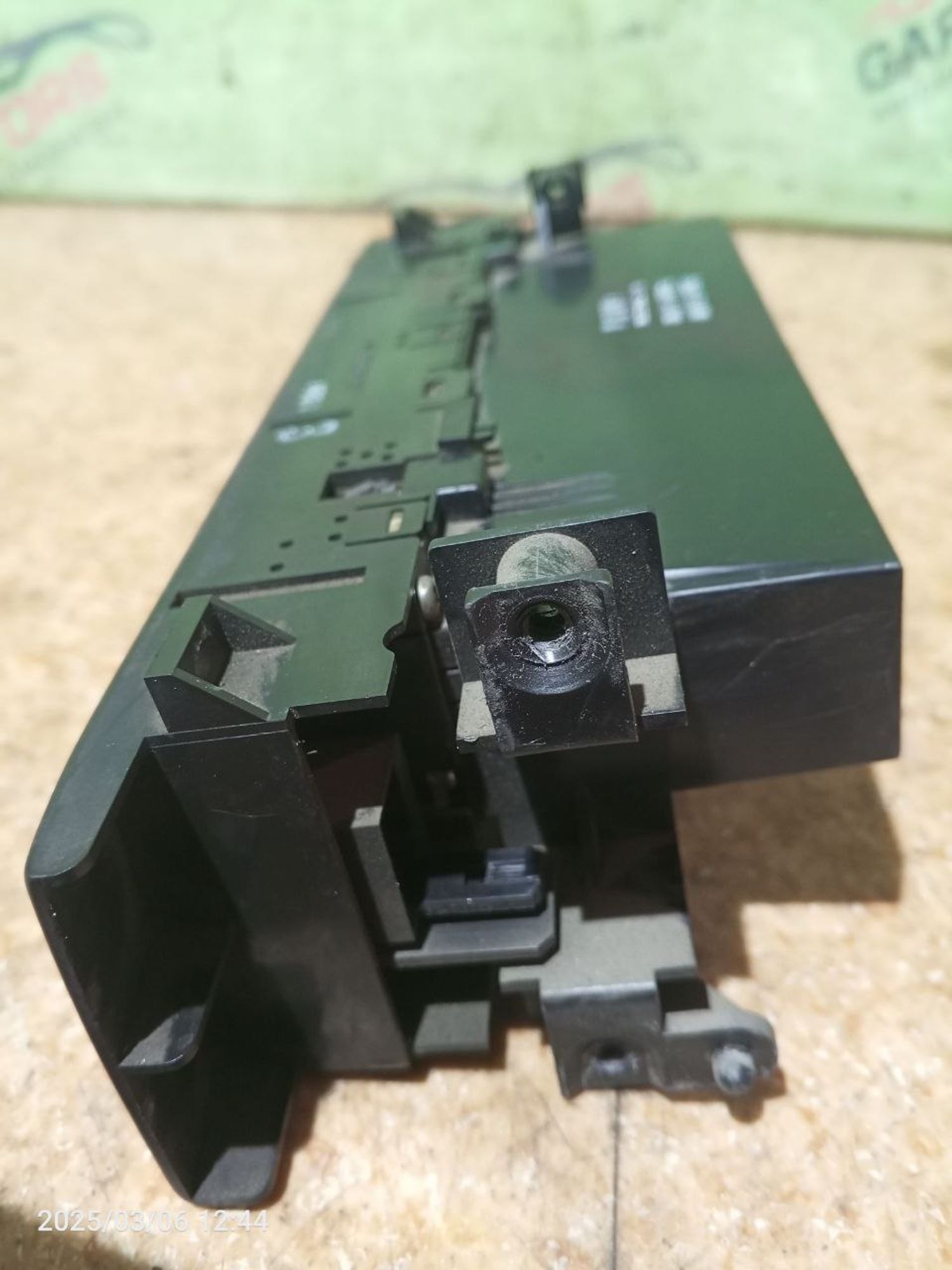 https://ycs.partsauto.market/partsauto-images/thmbs/userImages/7cfef6f3f711b4301ce5946b404c3455/part/2d51c882-8b9a-41af-894a-df0126f1b46d_1741279967034.jpg