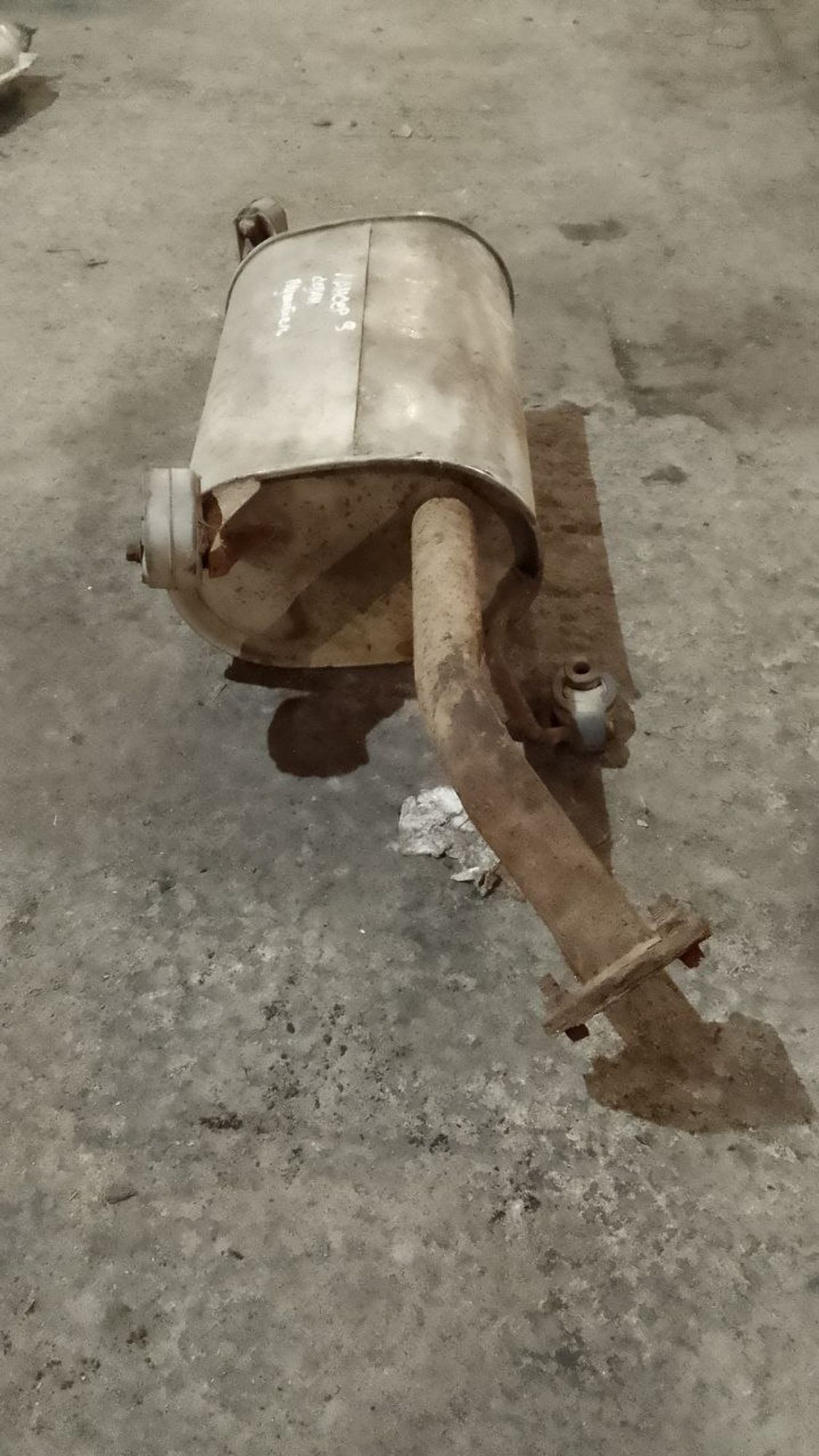 https://ycs.partsauto.market/partsauto-images/thmbs/userImages/7cfef6f3f711b4301ce5946b404c3455/part/36b5feb0-c092-42a2-ae7c-96354e4b018c_1731317306502.jpg