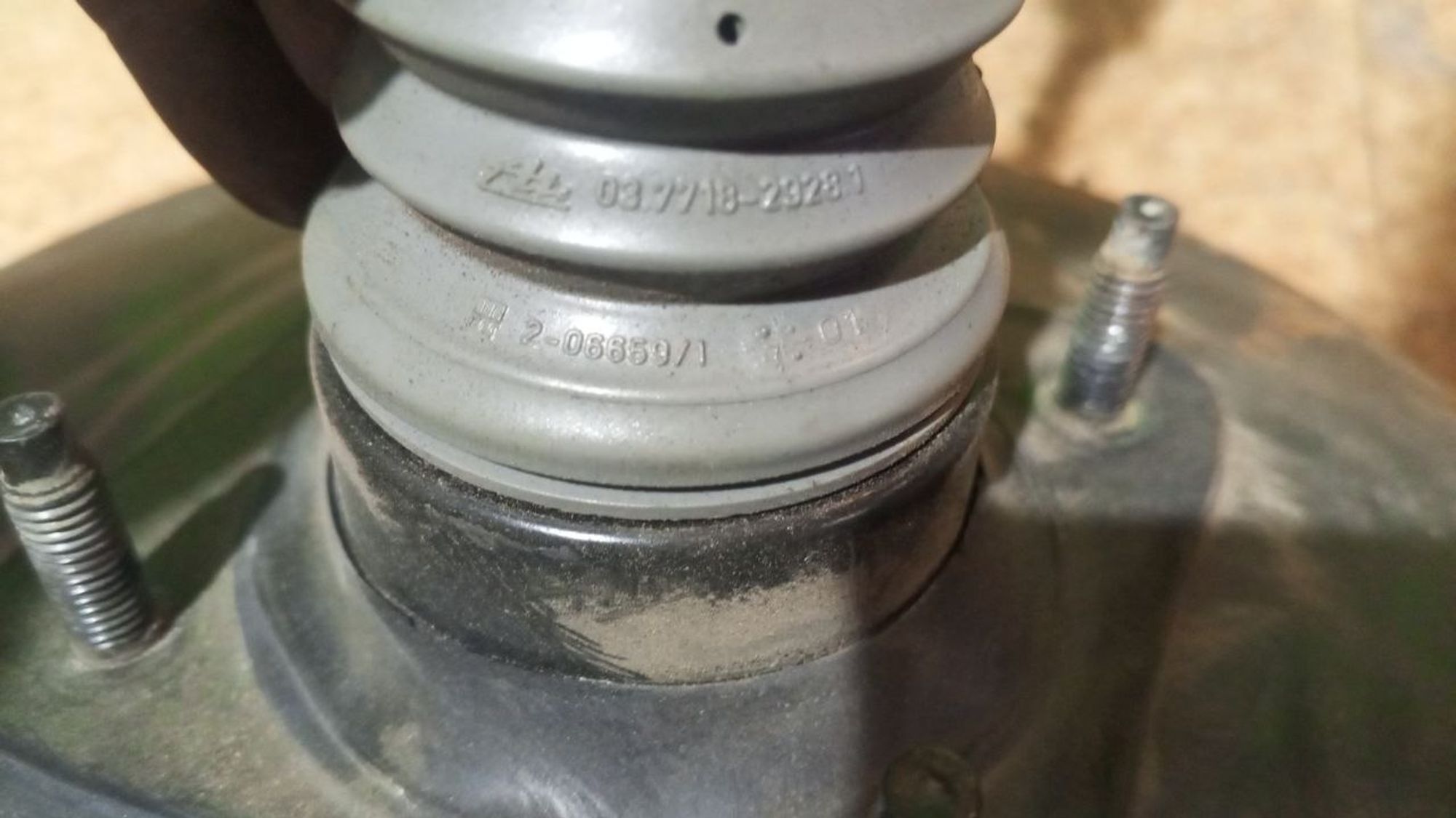 https://ycs.partsauto.market/partsauto-images/thmbs/userImages/7cfef6f3f711b4301ce5946b404c3455/part/39023114-f65a-40a3-a223-2ddd9d4def81_1738508778720.jpg