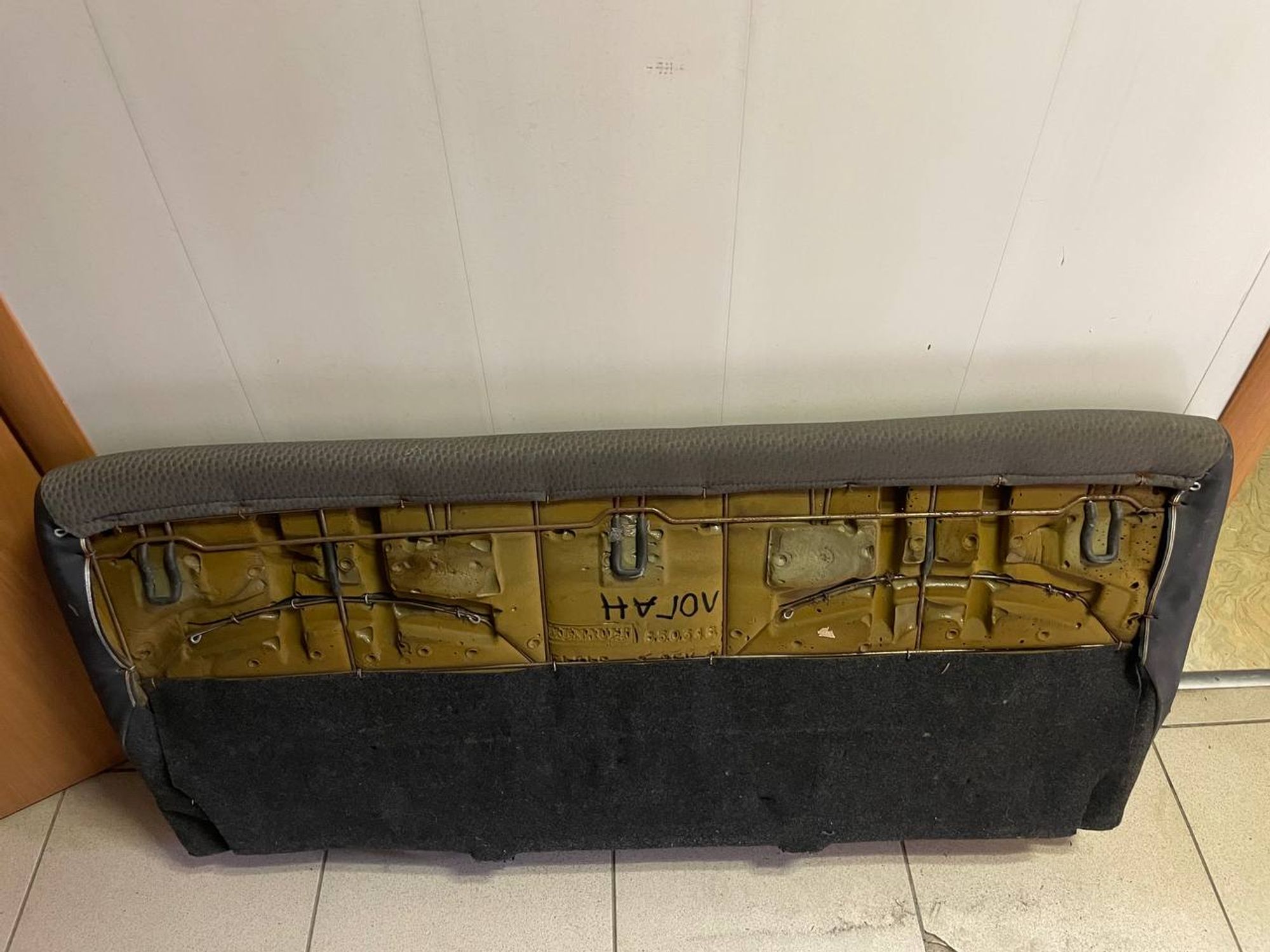 https://ycs.partsauto.market/partsauto-images/thmbs/userImages/7cfef6f3f711b4301ce5946b404c3455/part/3b37d56b-478d-4208-87c2-44edfa0aa2e6_1787002230918.jpg