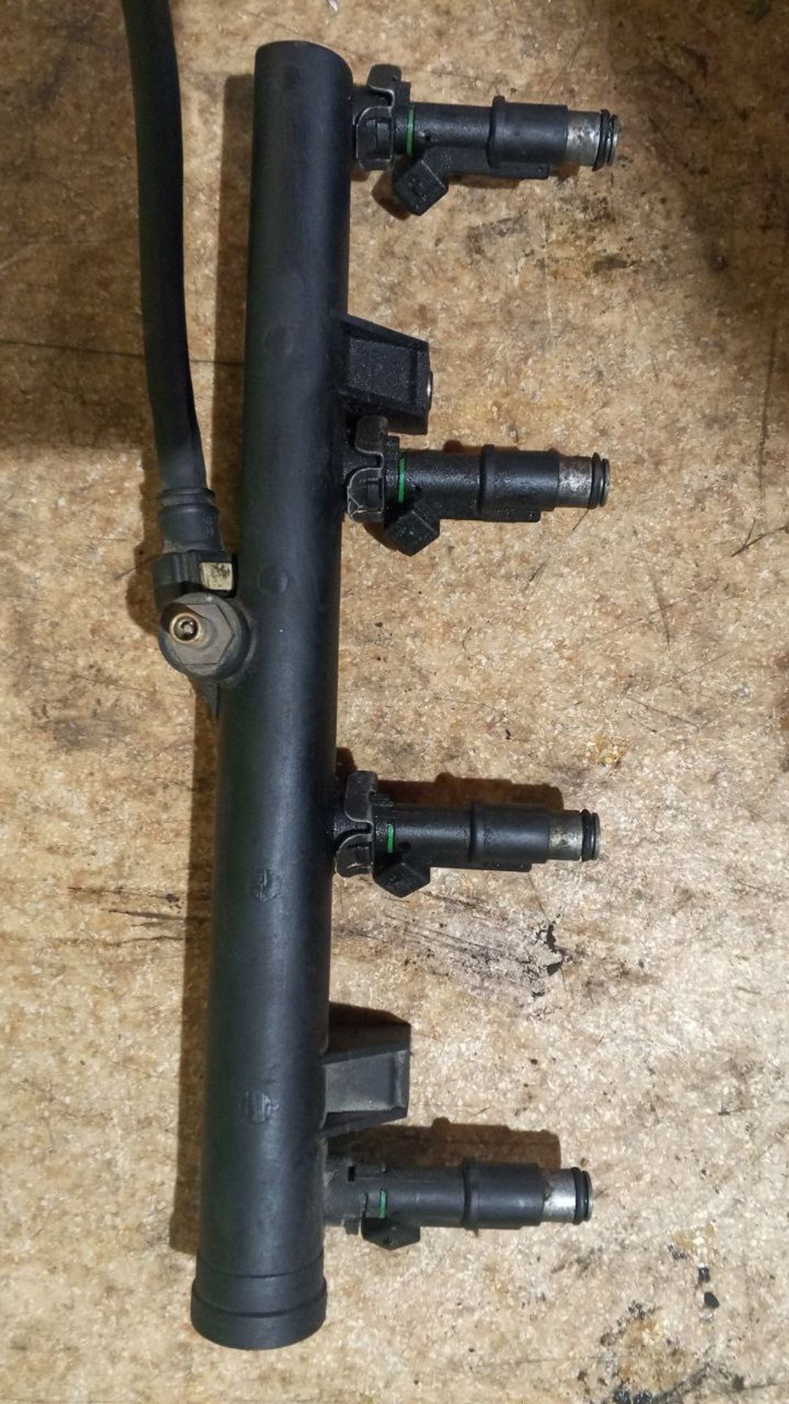 https://ycs.partsauto.market/partsauto-images/thmbs/userImages/7cfef6f3f711b4301ce5946b404c3455/part/420c7cd8-fd14-4a23-afc4-1a032323bcd0_1737483531315.jpg