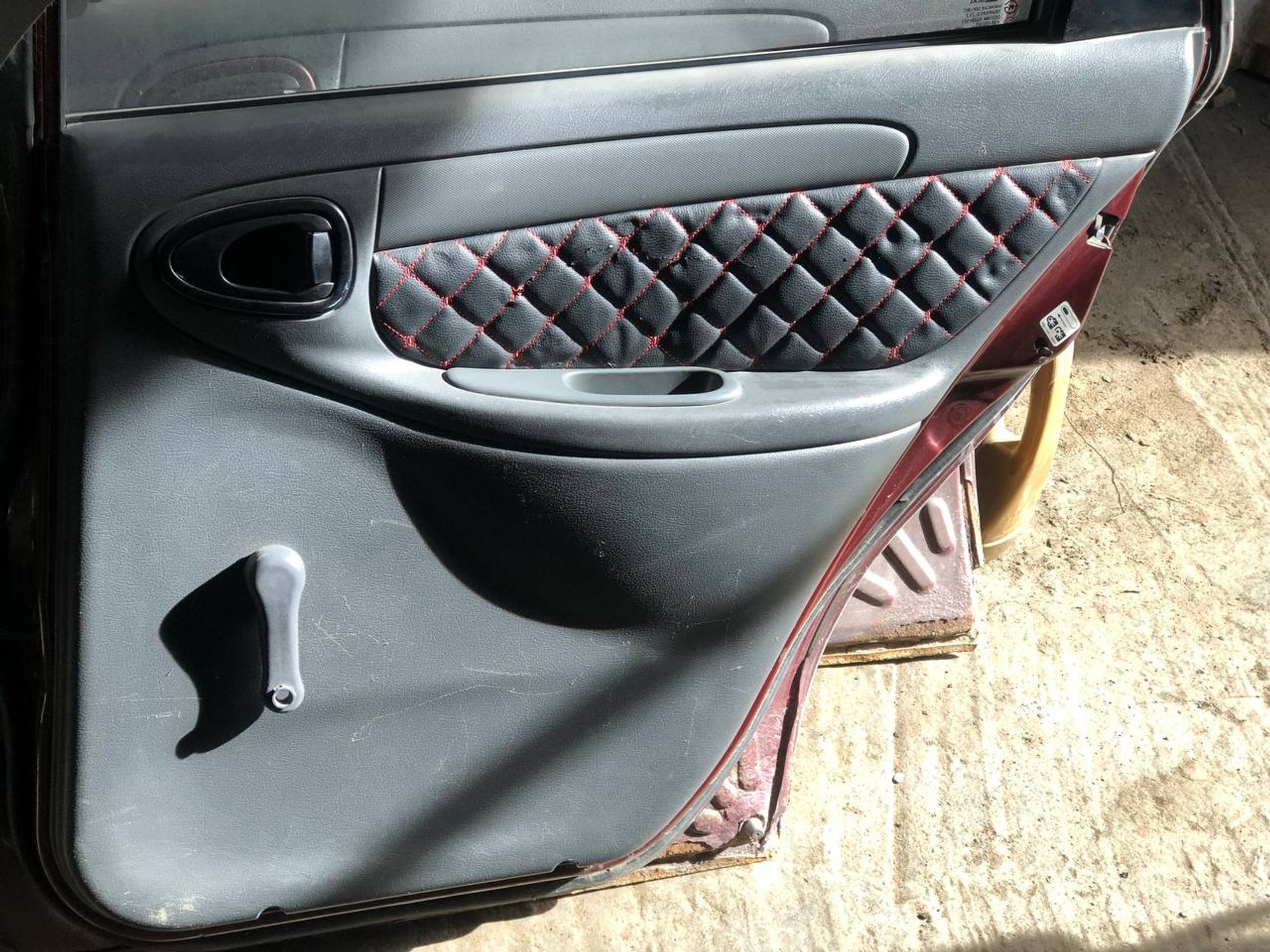 https://ycs.partsauto.market/partsauto-images/thmbs/userImages/7cfef6f3f711b4301ce5946b404c3455/part/44ab6c31-201d-434c-9bb5-59d69861132e_1742551625426.jpg
