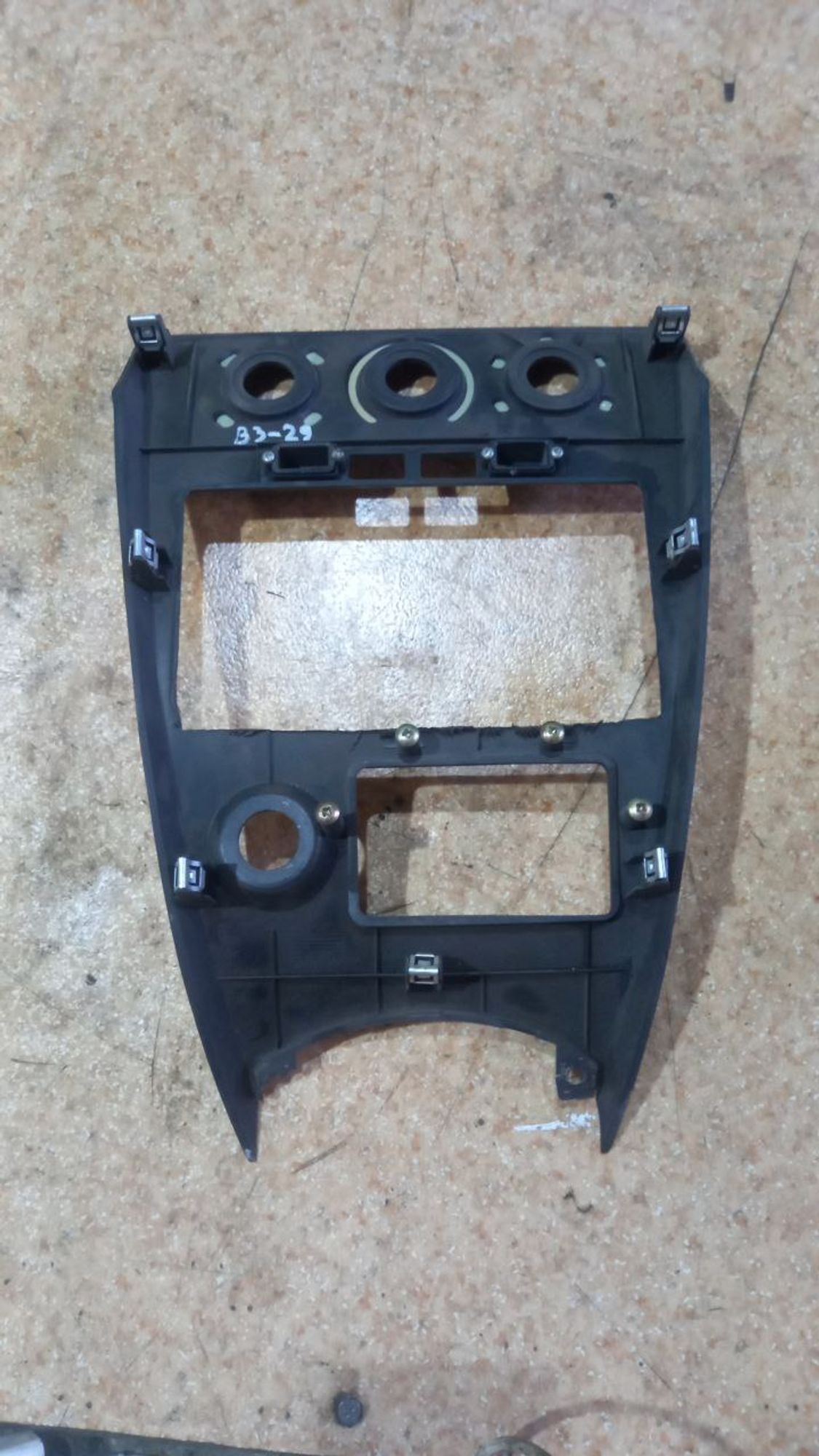 https://ycs.partsauto.market/partsauto-images/thmbs/userImages/7cfef6f3f711b4301ce5946b404c3455/part/47c11745-31c3-4108-9572-ed5b8697f9ea_1719995074271.jpg