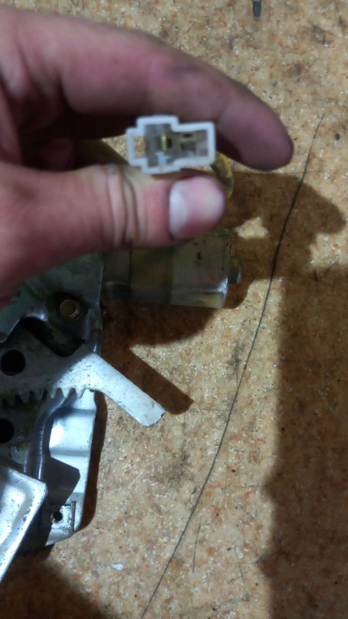https://ycs.partsauto.market/partsauto-images/thmbs/userImages/7cfef6f3f711b4301ce5946b404c3455/part/48b16d30-0cb0-474f-9b25-8f85c9b6b0d6_1722411363593.jpg
