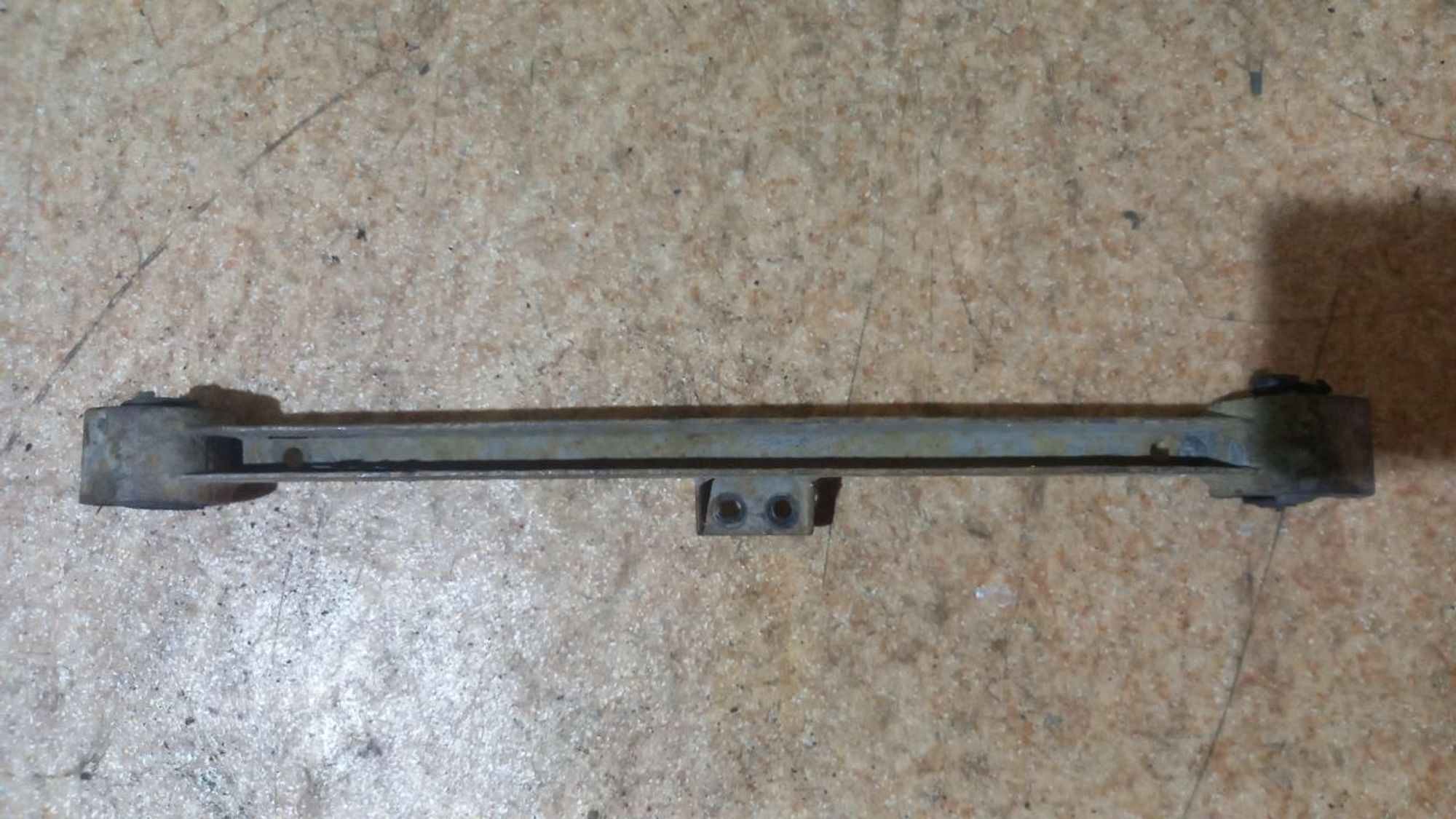 https://ycs.partsauto.market/partsauto-images/thmbs/userImages/7cfef6f3f711b4301ce5946b404c3455/part/4ff1fecd-1319-4280-a513-9578ae0efc27_1716281014079.jpg