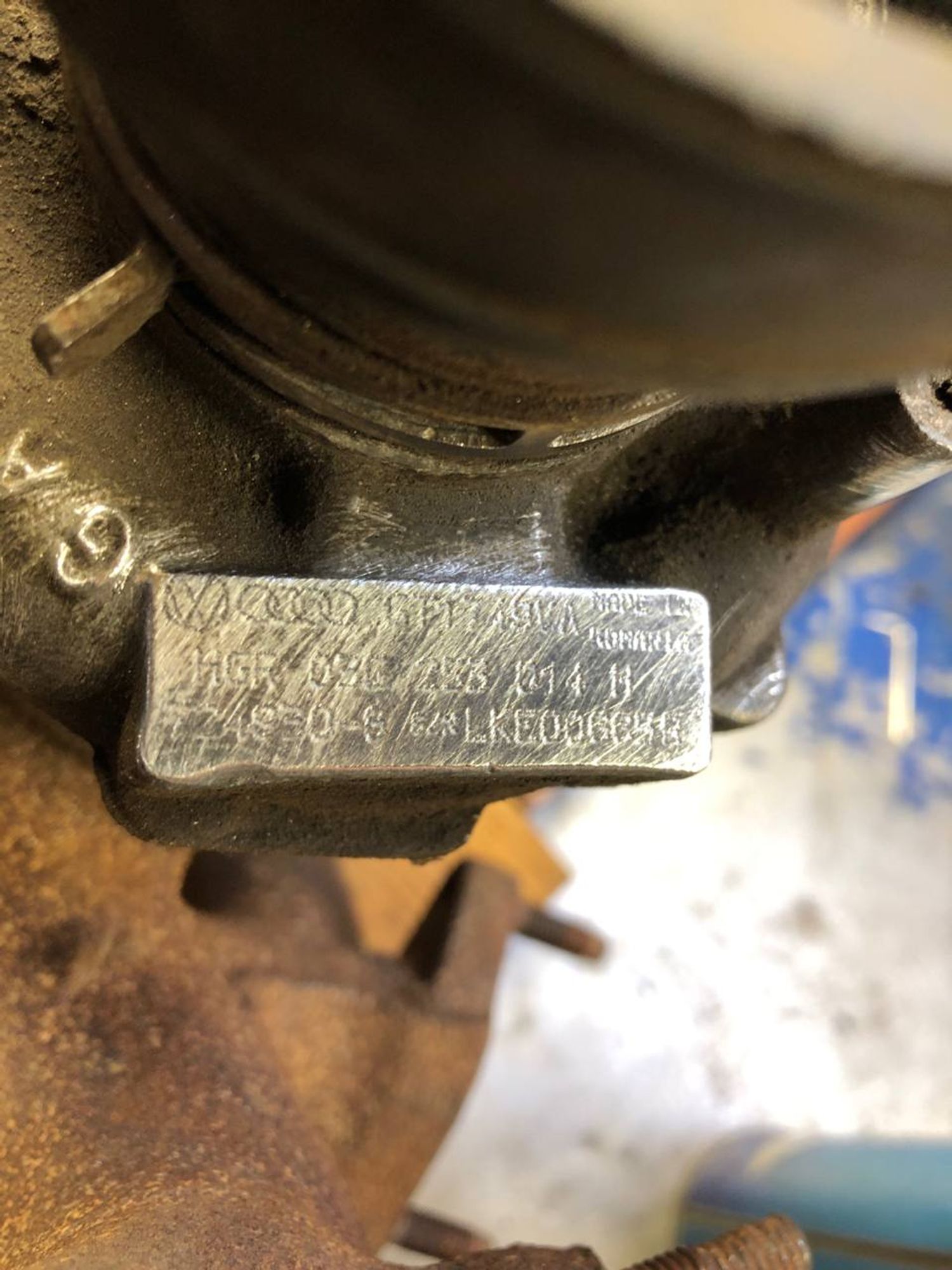 https://ycs.partsauto.market/partsauto-images/thmbs/userImages/7cfef6f3f711b4301ce5946b404c3455/part/571f056f-a9b7-47ef-9cef-fa5147c2146f_1711715865592.jpg
