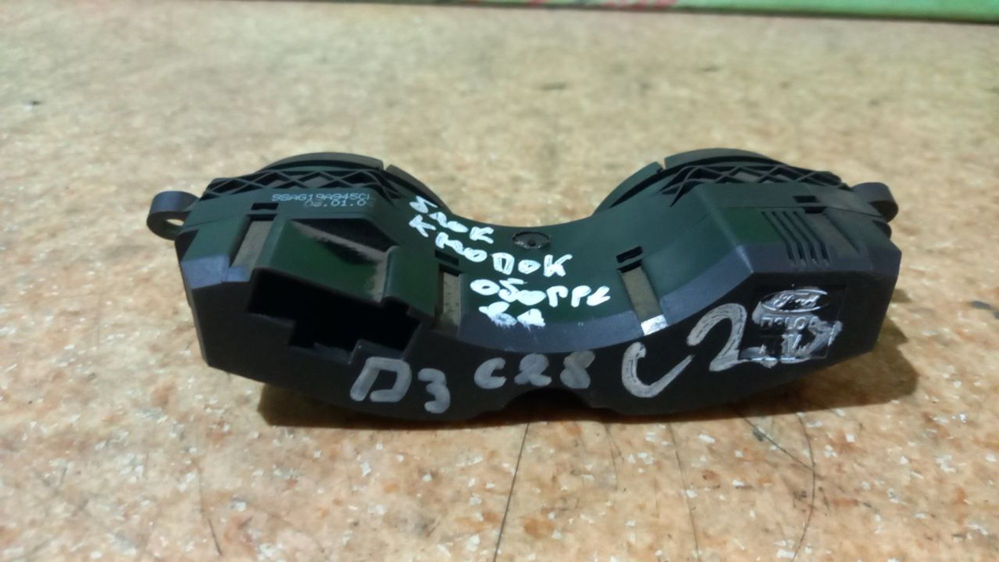 https://ycs.partsauto.market/partsauto-images/thmbs/userImages/7cfef6f3f711b4301ce5946b404c3455/part/59e92e5c-2e2c-4766-8f02-d19228b5b4cf_1715443945538.jpg