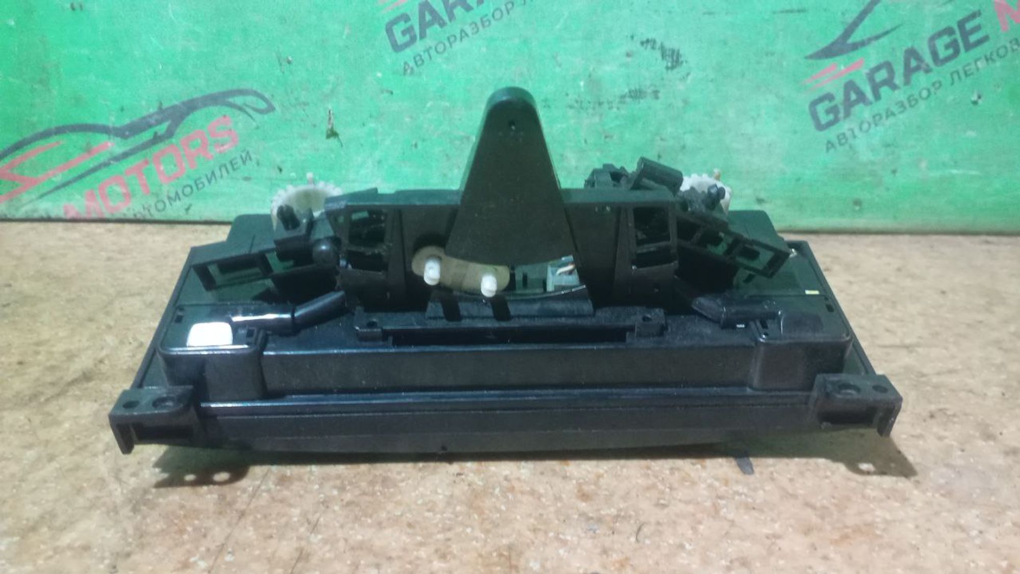 https://ycs.partsauto.market/partsauto-images/thmbs/userImages/7cfef6f3f711b4301ce5946b404c3455/part/5a9e8aae-3038-449b-8e9d-8d6b4c1befda_1746961487477.jpg