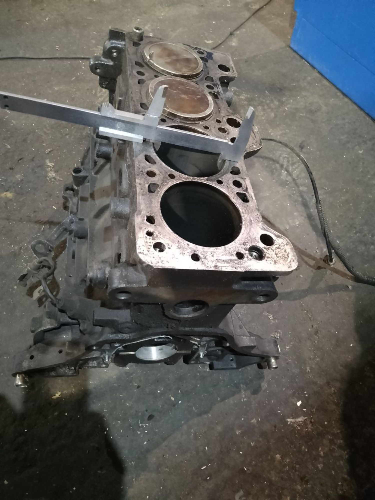 https://ycs.partsauto.market/partsauto-images/thmbs/userImages/7cfef6f3f711b4301ce5946b404c3455/part/5c724f80-bd12-4da8-8274-abcf244f983d_1735401860579.jpg