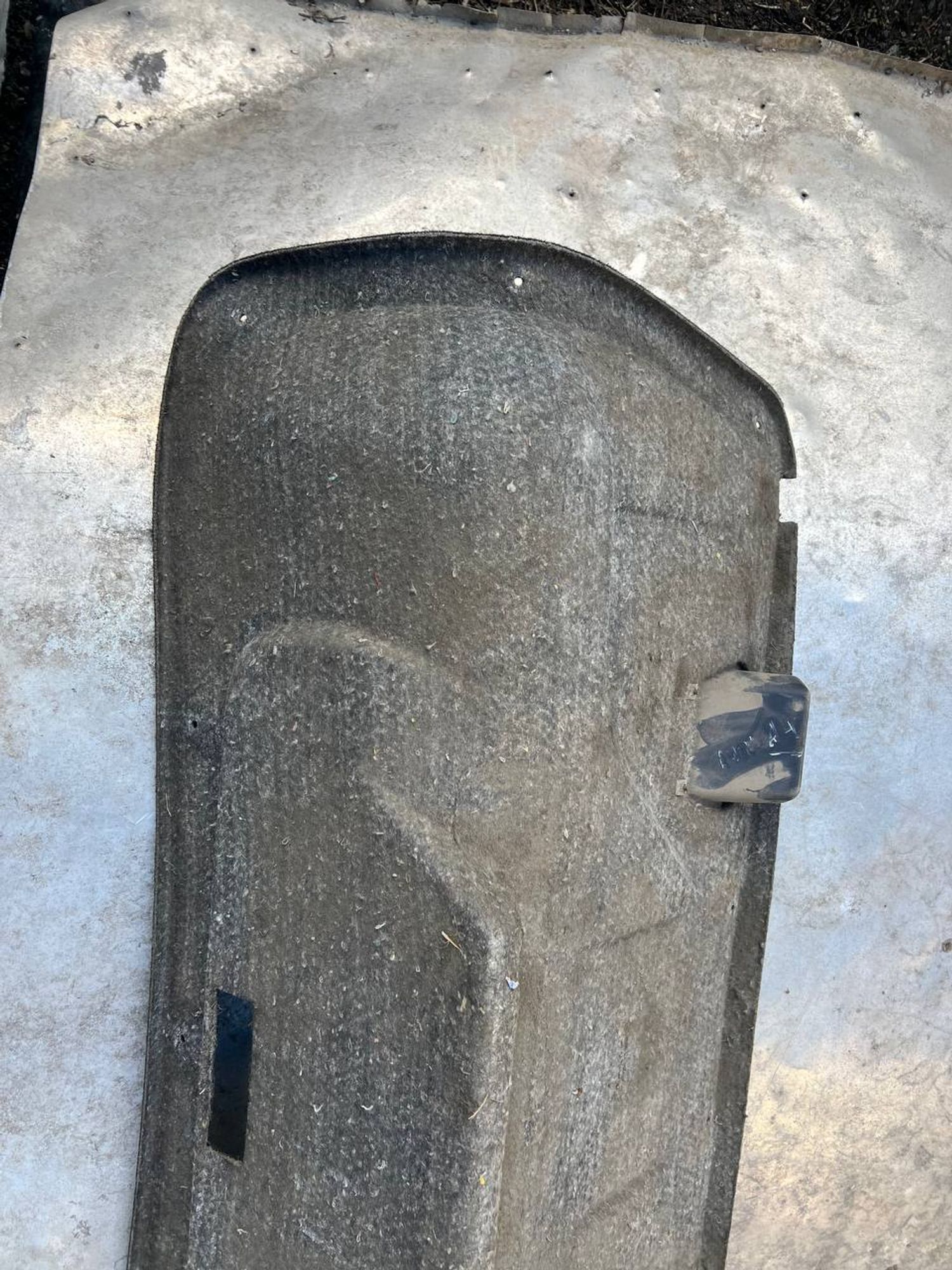 https://ycs.partsauto.market/partsauto-images/thmbs/userImages/7cfef6f3f711b4301ce5946b404c3455/part/5f240a75-7f07-4666-8029-98b5a74410f5_1775587618342.jpg