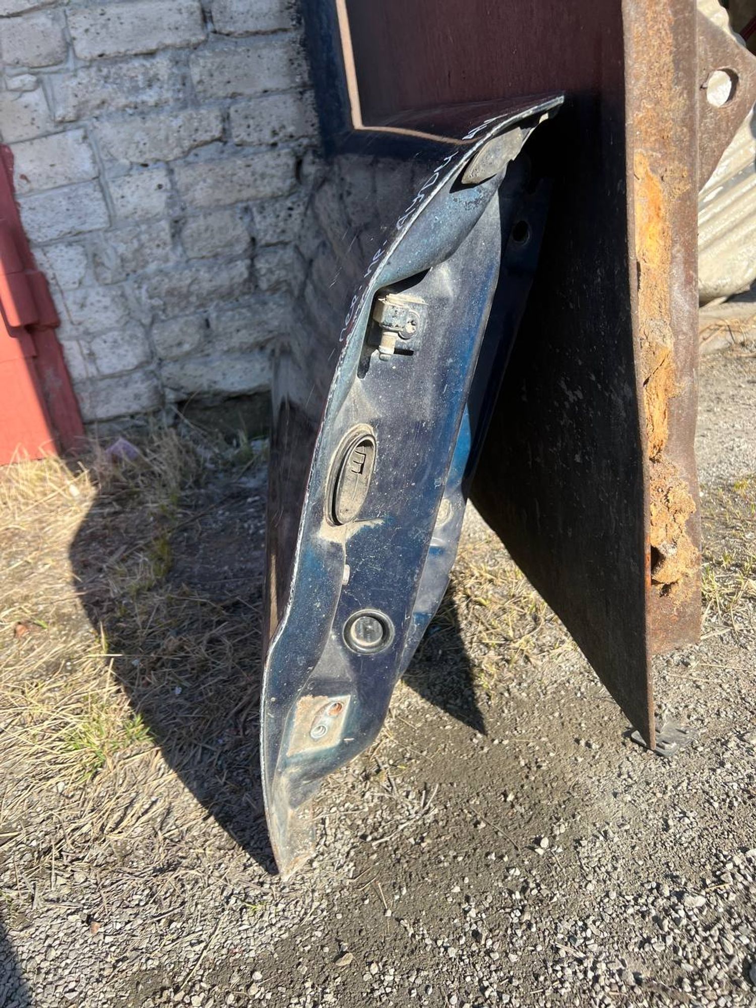 https://ycs.partsauto.market/partsauto-images/thmbs/userImages/7cfef6f3f711b4301ce5946b404c3455/part/611558c6-06df-41c8-8444-e9de18da9ead_1775110788228.jpg