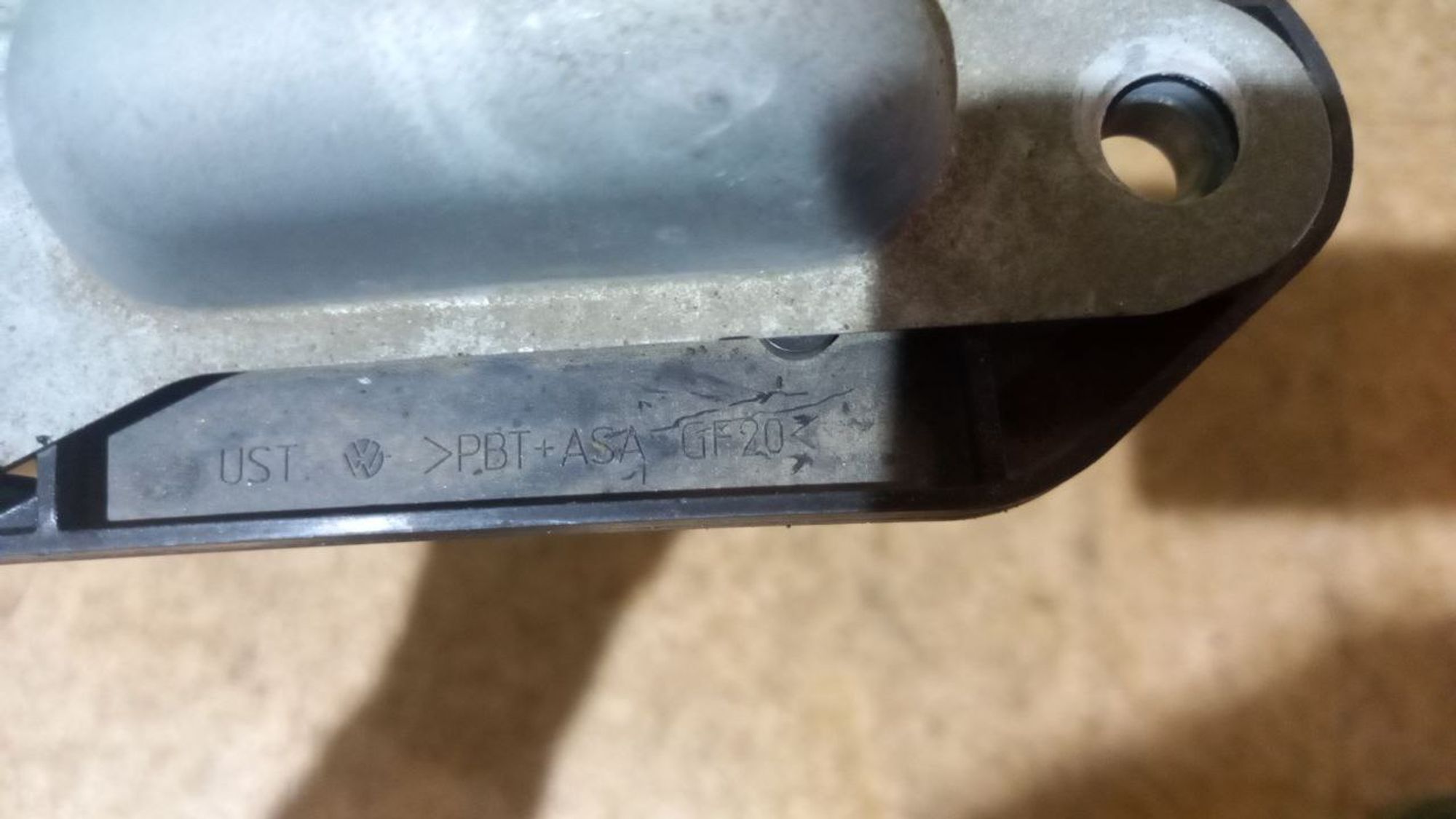 https://ycs.partsauto.market/partsauto-images/thmbs/userImages/7cfef6f3f711b4301ce5946b404c3455/part/618a0af5-37ec-4bce-b5e7-1426a583b61c_1712411291841.jpg