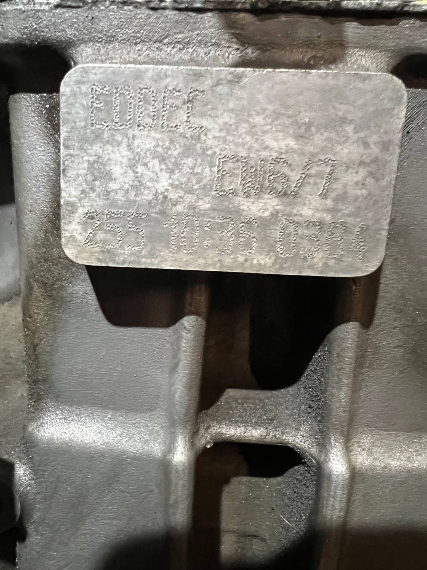 https://ycs.partsauto.market/partsauto-images/thmbs/userImages/7cfef6f3f711b4301ce5946b404c3455/part/678babb2-84f9-41c2-ba05-c765d007b934_1736851747450.jpg