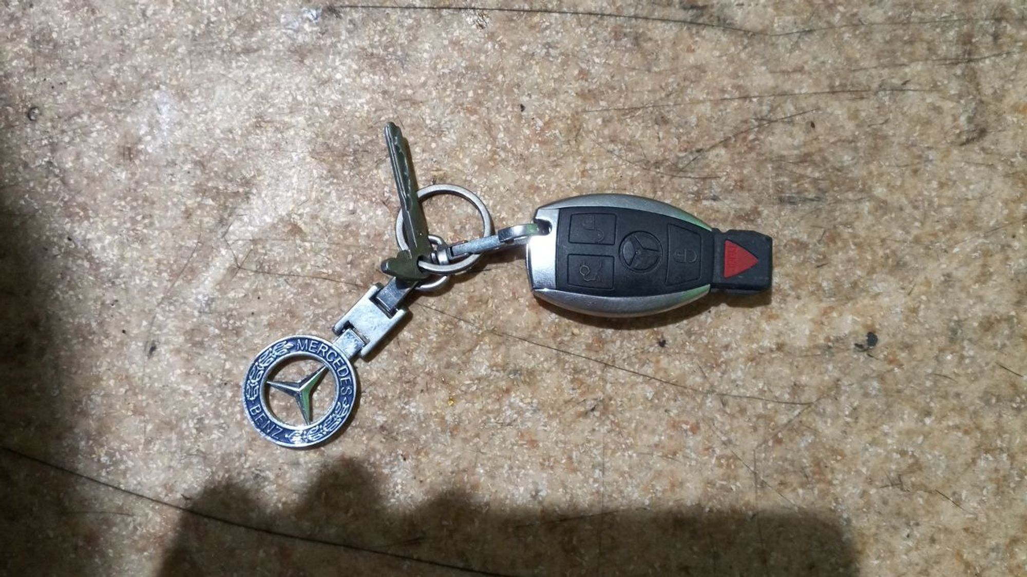 https://ycs.partsauto.market/partsauto-images/thmbs/userImages/7cfef6f3f711b4301ce5946b404c3455/part/67daae9e-f1f1-4643-9bae-549252af4887_1734937364338.jpg