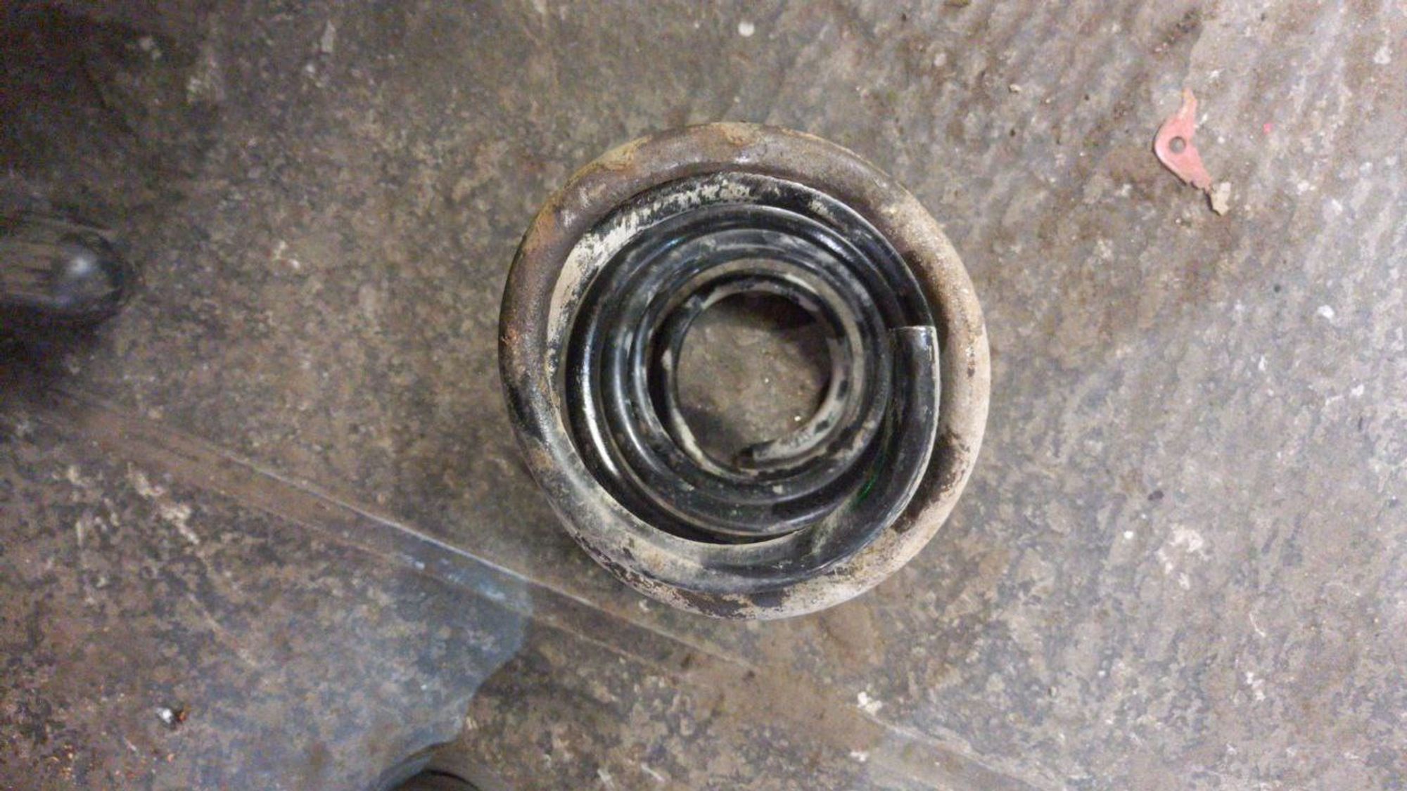 https://ycs.partsauto.market/partsauto-images/thmbs/userImages/7cfef6f3f711b4301ce5946b404c3455/part/6945e6e5-f72f-4786-9c49-969703208f75_1724659019865.jpg