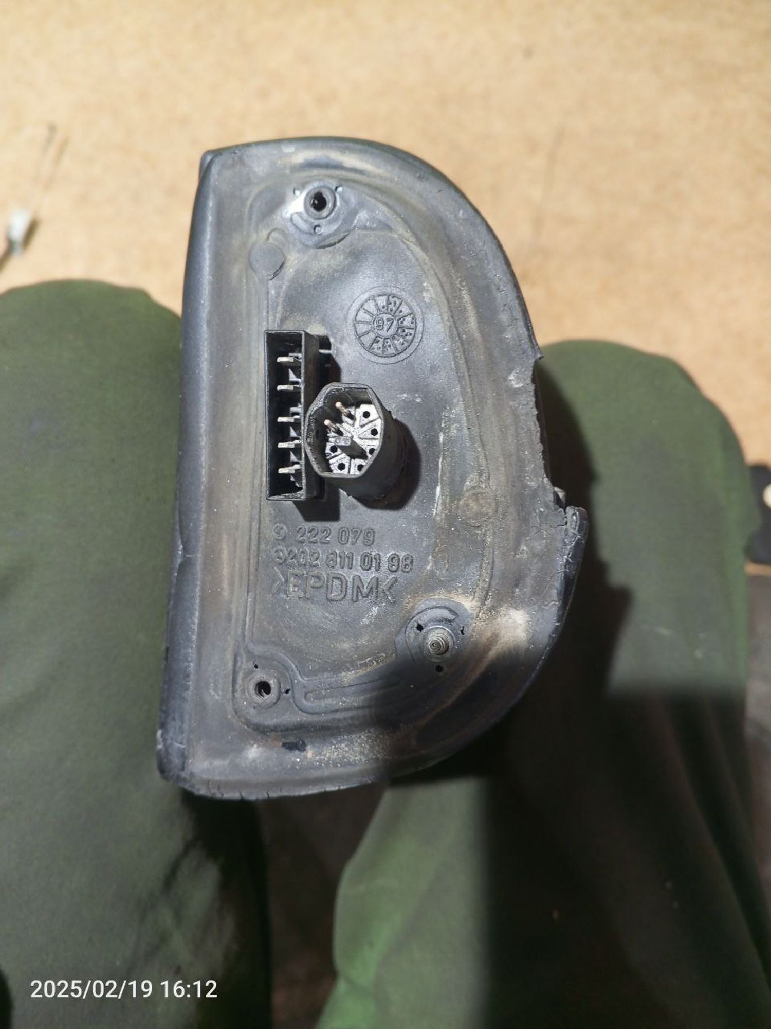 https://ycs.partsauto.market/partsauto-images/thmbs/userImages/7cfef6f3f711b4301ce5946b404c3455/part/6a4e727f-86dd-4c3b-8aa5-429cf39b966e_1740034545198.jpg