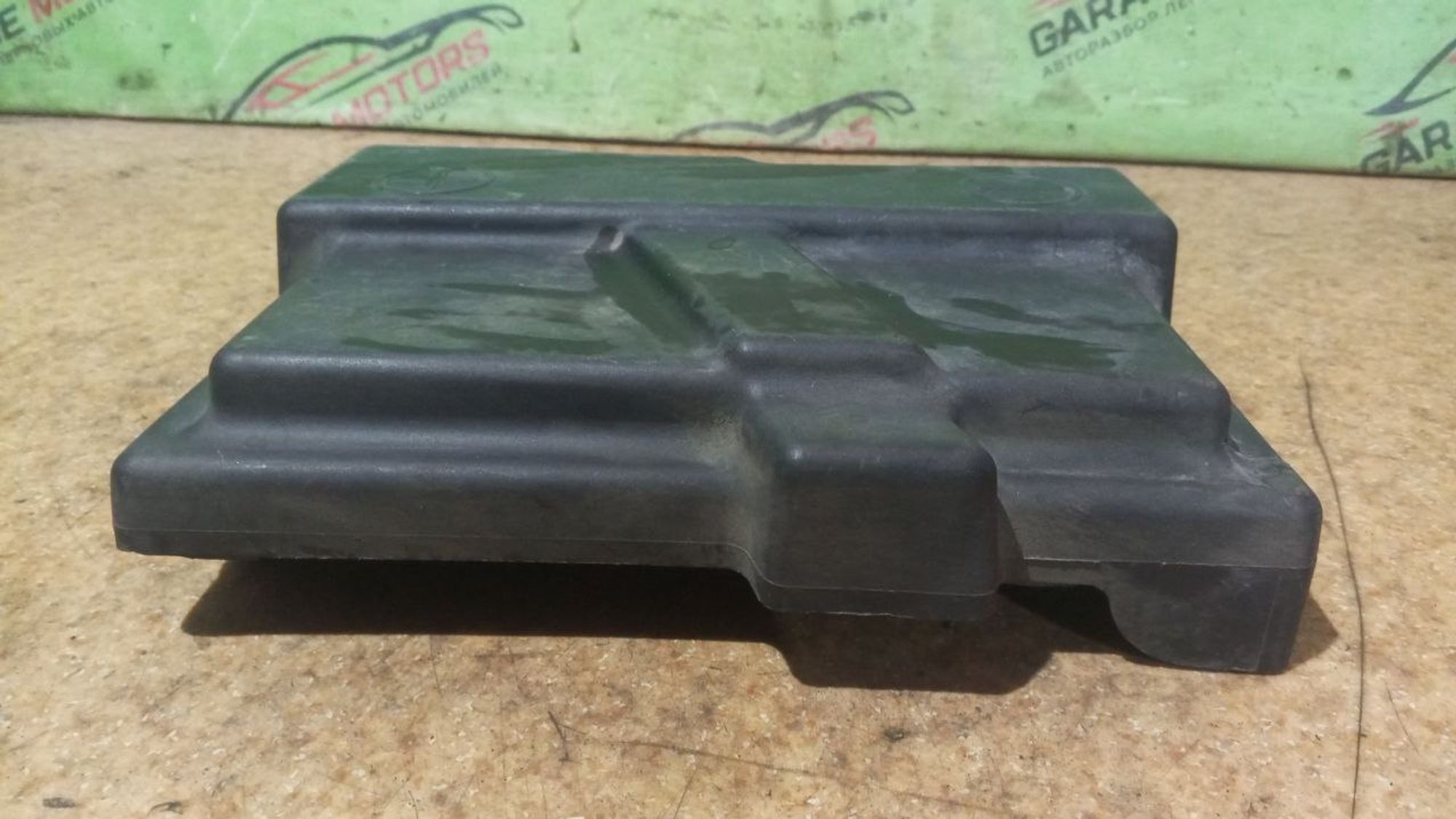 https://ycs.partsauto.market/partsauto-images/thmbs/userImages/7cfef6f3f711b4301ce5946b404c3455/part/6ab46b93-3a7c-4f06-af4e-a1f24af0b027_1737364065670.jpg