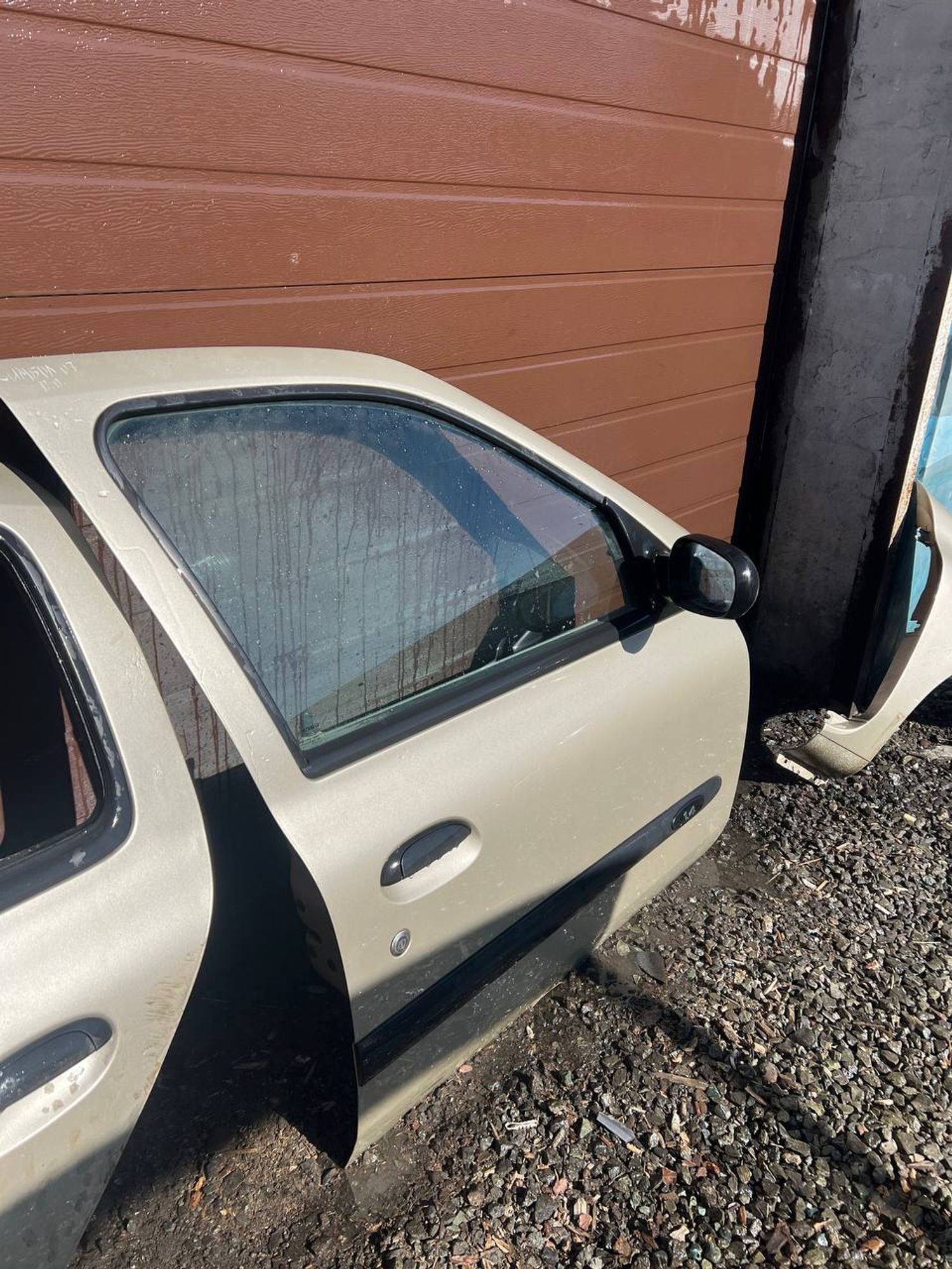 https://ycs.partsauto.market/partsauto-images/thmbs/userImages/7cfef6f3f711b4301ce5946b404c3455/part/6b76676a-68bf-488b-8468-8bfcc06d783f_1742899788873.jpg