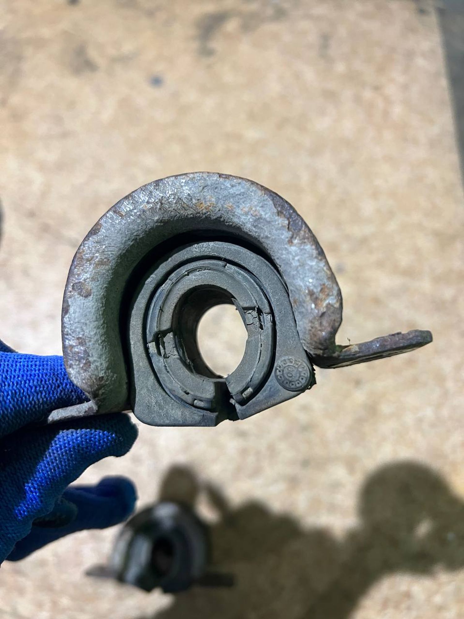 https://ycs.partsauto.market/partsauto-images/thmbs/userImages/7cfef6f3f711b4301ce5946b404c3455/part/6be95eaa-6787-451d-b73c-7e0bc535f950_1731930036086.jpg