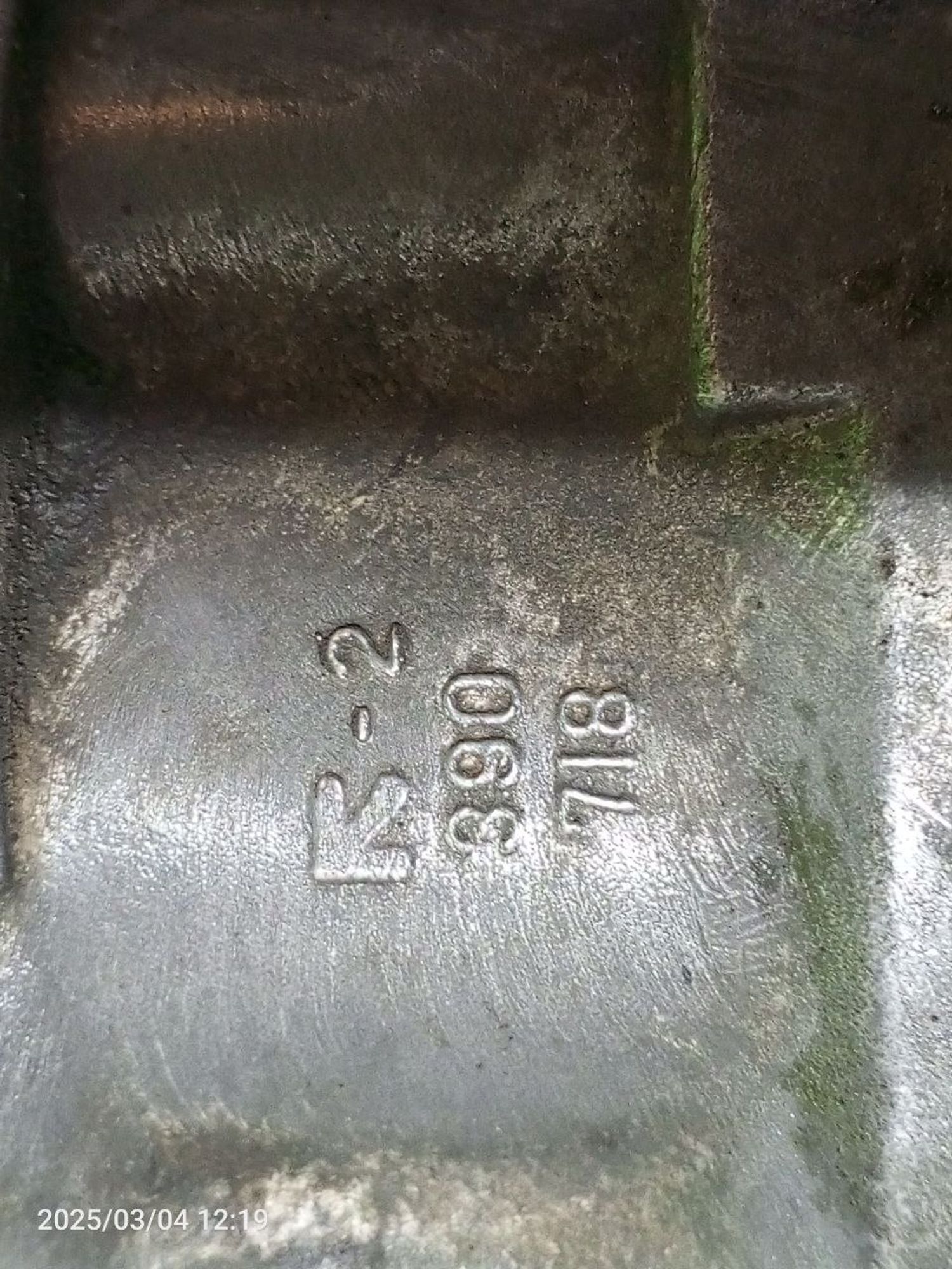 https://ycs.partsauto.market/partsauto-images/thmbs/userImages/7cfef6f3f711b4301ce5946b404c3455/part/713095af-b729-4cbf-9f6f-39b6ad38f015_1741102030742.jpg