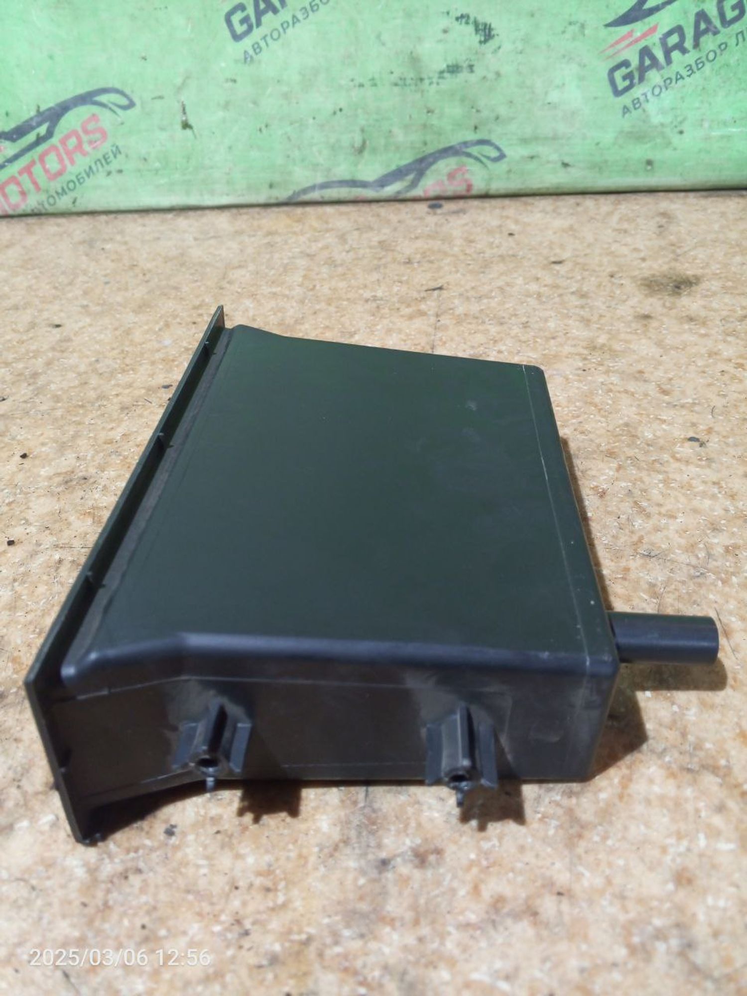 https://ycs.partsauto.market/partsauto-images/thmbs/userImages/7cfef6f3f711b4301ce5946b404c3455/part/75d8bedd-313f-4dc1-95ae-456090465b8d_1741280140664.jpg
