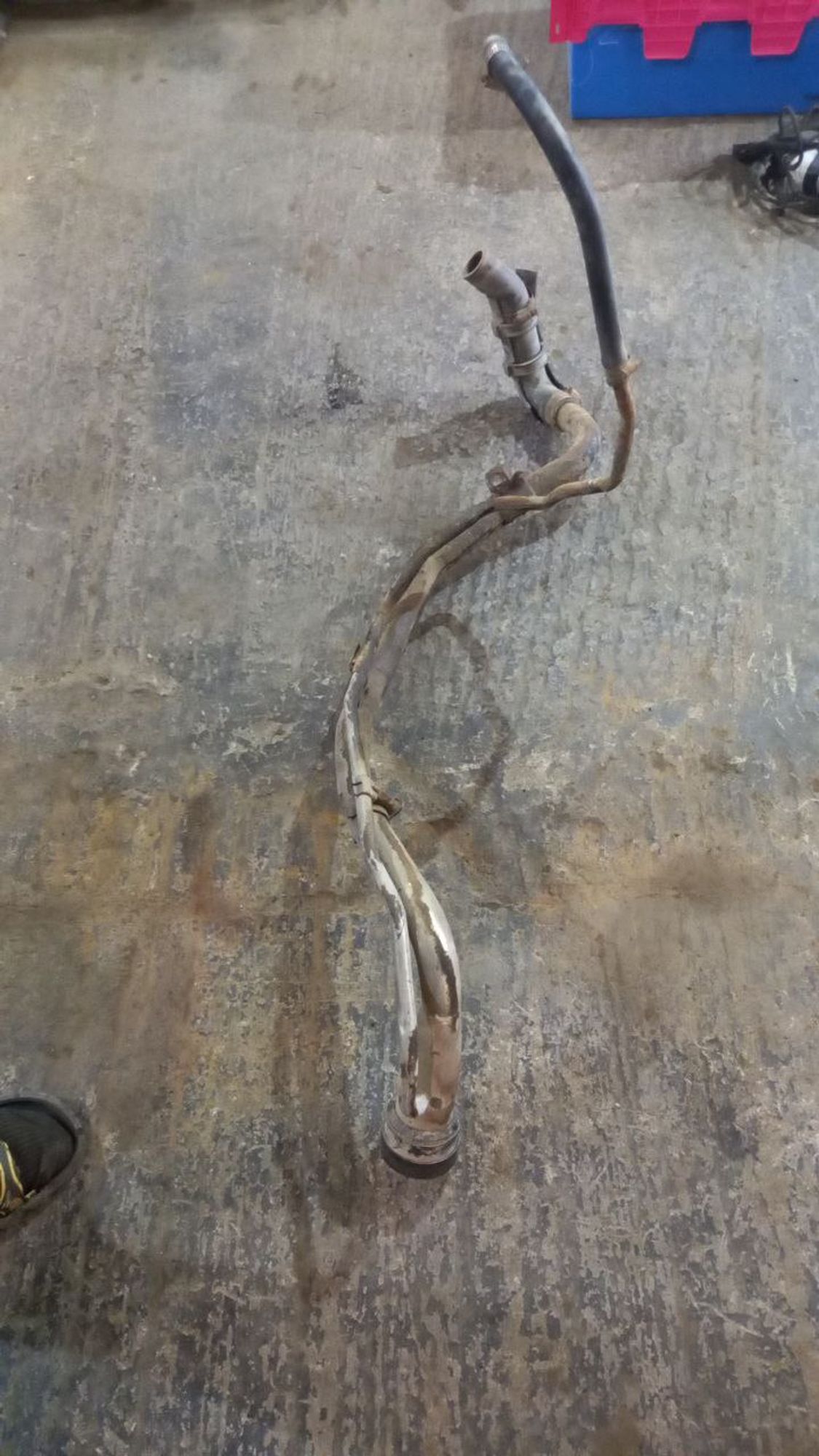 https://ycs.partsauto.market/partsauto-images/thmbs/userImages/7cfef6f3f711b4301ce5946b404c3455/part/77d1013d-96a6-4f3b-907b-379196bb77e4_1718870742571.jpg