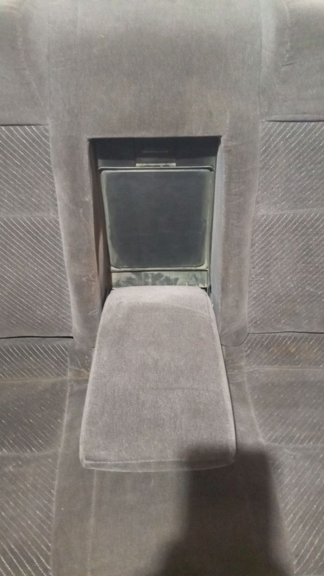 https://ycs.partsauto.market/partsauto-images/thmbs/userImages/7cfef6f3f711b4301ce5946b404c3455/part/7dfa7645-8885-4878-950c-68c83b1e7582_1739207968234.jpg