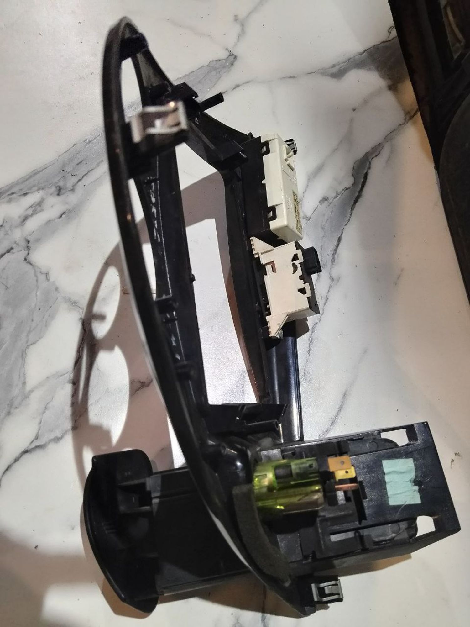 https://ycs.partsauto.market/partsauto-images/thmbs/userImages/7cfef6f3f711b4301ce5946b404c3455/part/888bacc5-dc9d-4be9-811f-aa81e693e5a9_1730536964457.jpg