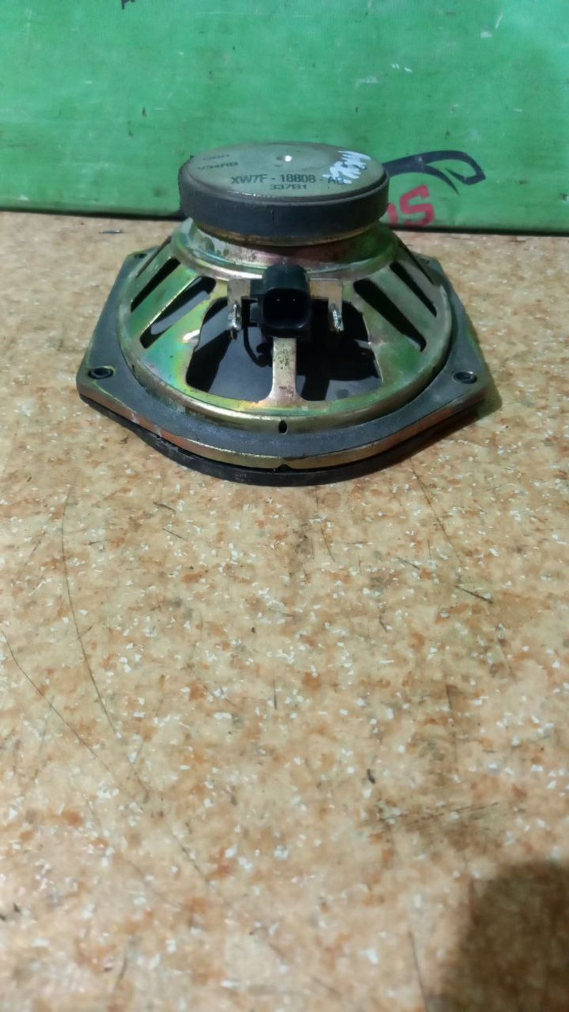 https://ycs.partsauto.market/partsauto-images/thmbs/userImages/7cfef6f3f711b4301ce5946b404c3455/part/8e5ea4df-6596-4a23-97a8-60fd2f064545_1702464269919.jpg