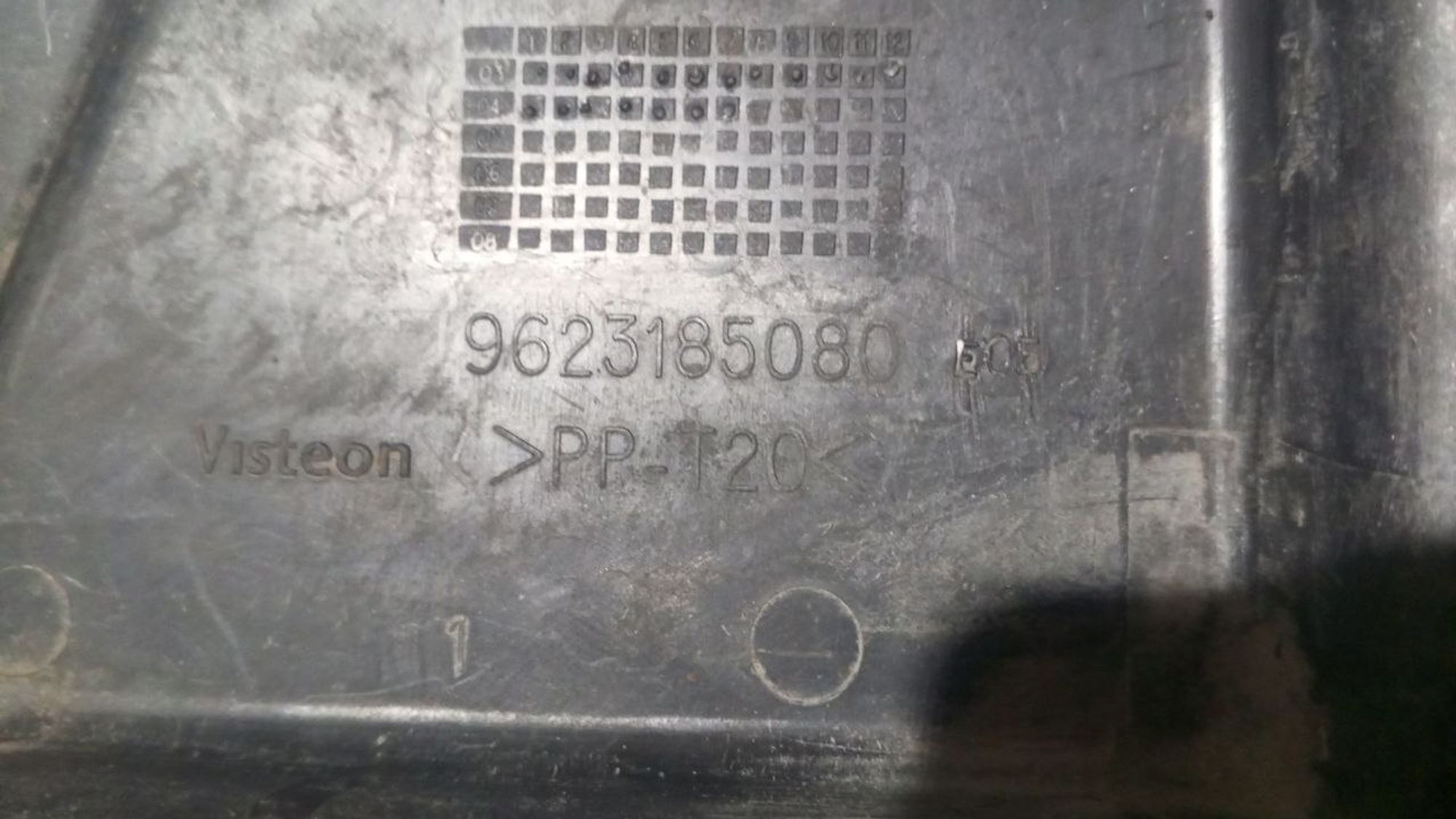 https://ycs.partsauto.market/partsauto-images/thmbs/userImages/7cfef6f3f711b4301ce5946b404c3455/part/9155f12b-2b70-4d24-a746-08bd85c1f98b_1737364066572.jpg