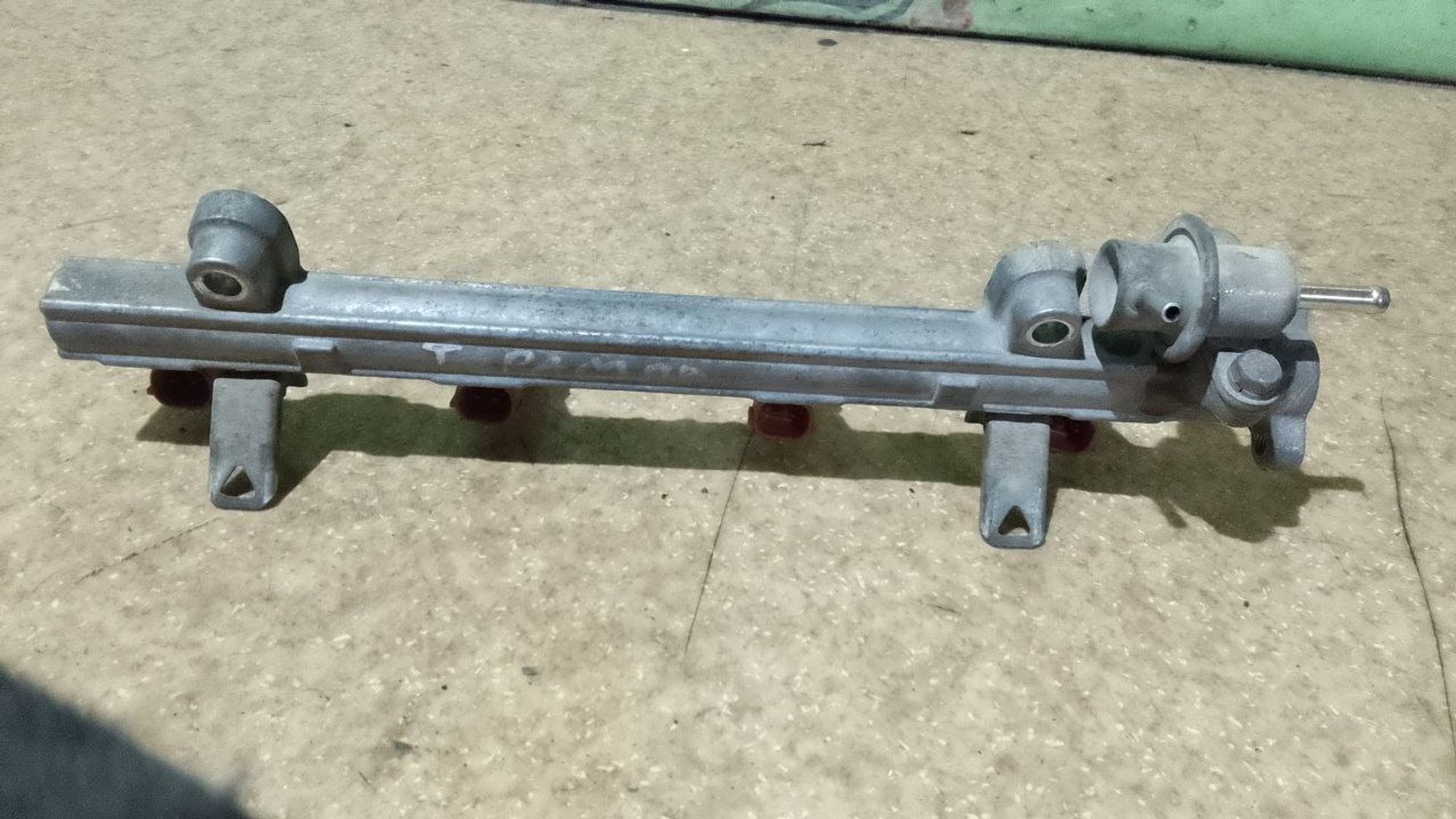https://ycs.partsauto.market/partsauto-images/thmbs/userImages/7cfef6f3f711b4301ce5946b404c3455/part/95fa0ce3-dc2f-451a-b8ef-1c9b47f05da3_1731571575248.jpg