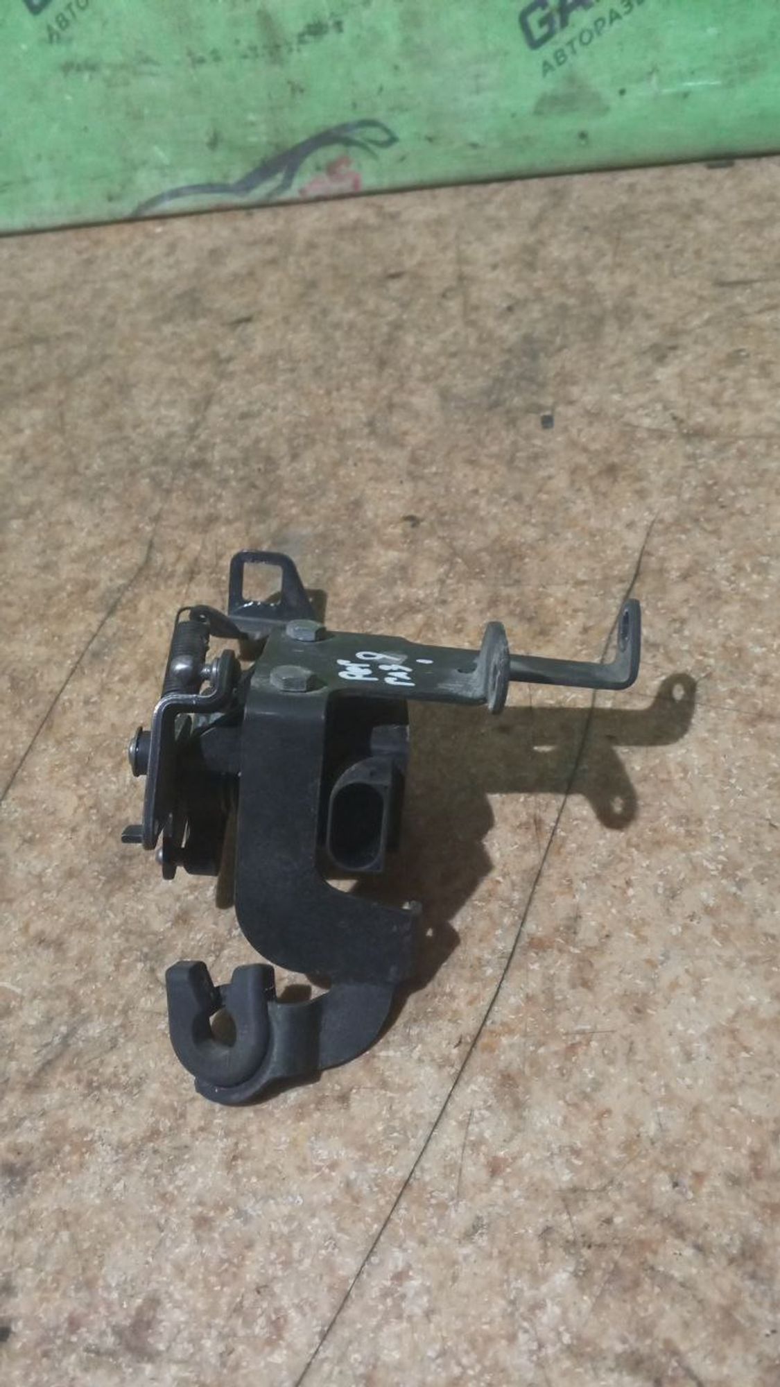 https://ycs.partsauto.market/partsauto-images/thmbs/userImages/7cfef6f3f711b4301ce5946b404c3455/part/99037749-820f-41fc-be39-41606b3514ee_1735402756952.jpg
