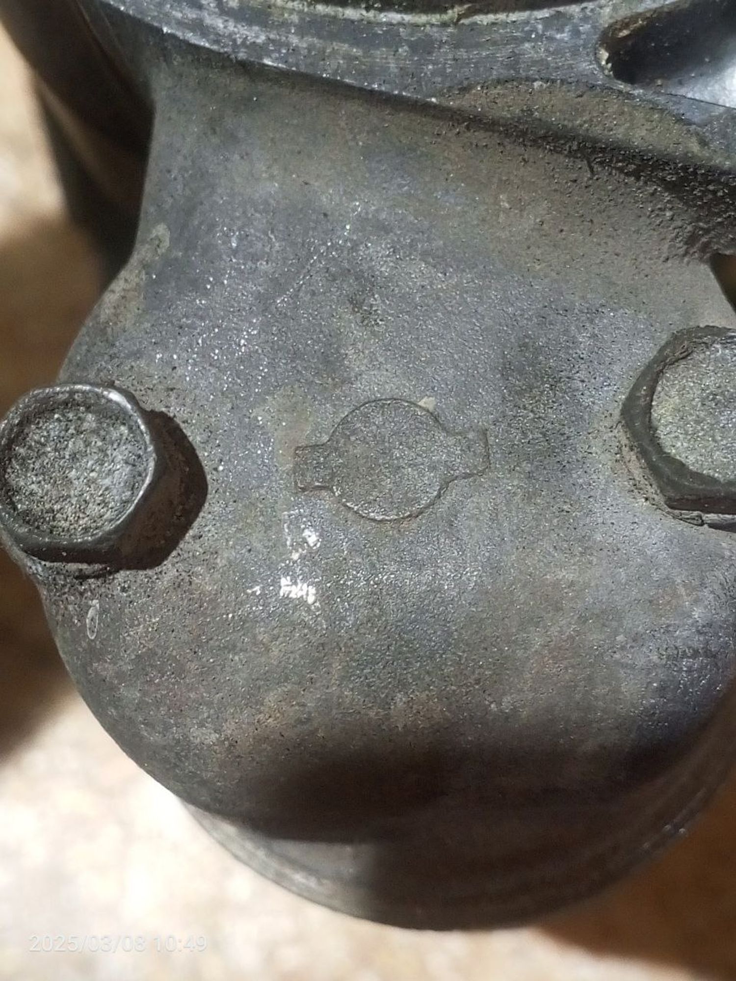 https://ycs.partsauto.market/partsauto-images/thmbs/userImages/7cfef6f3f711b4301ce5946b404c3455/part/9b9d45d1-b072-474e-aaa6-ce861714e6fa_1741421532224.jpg