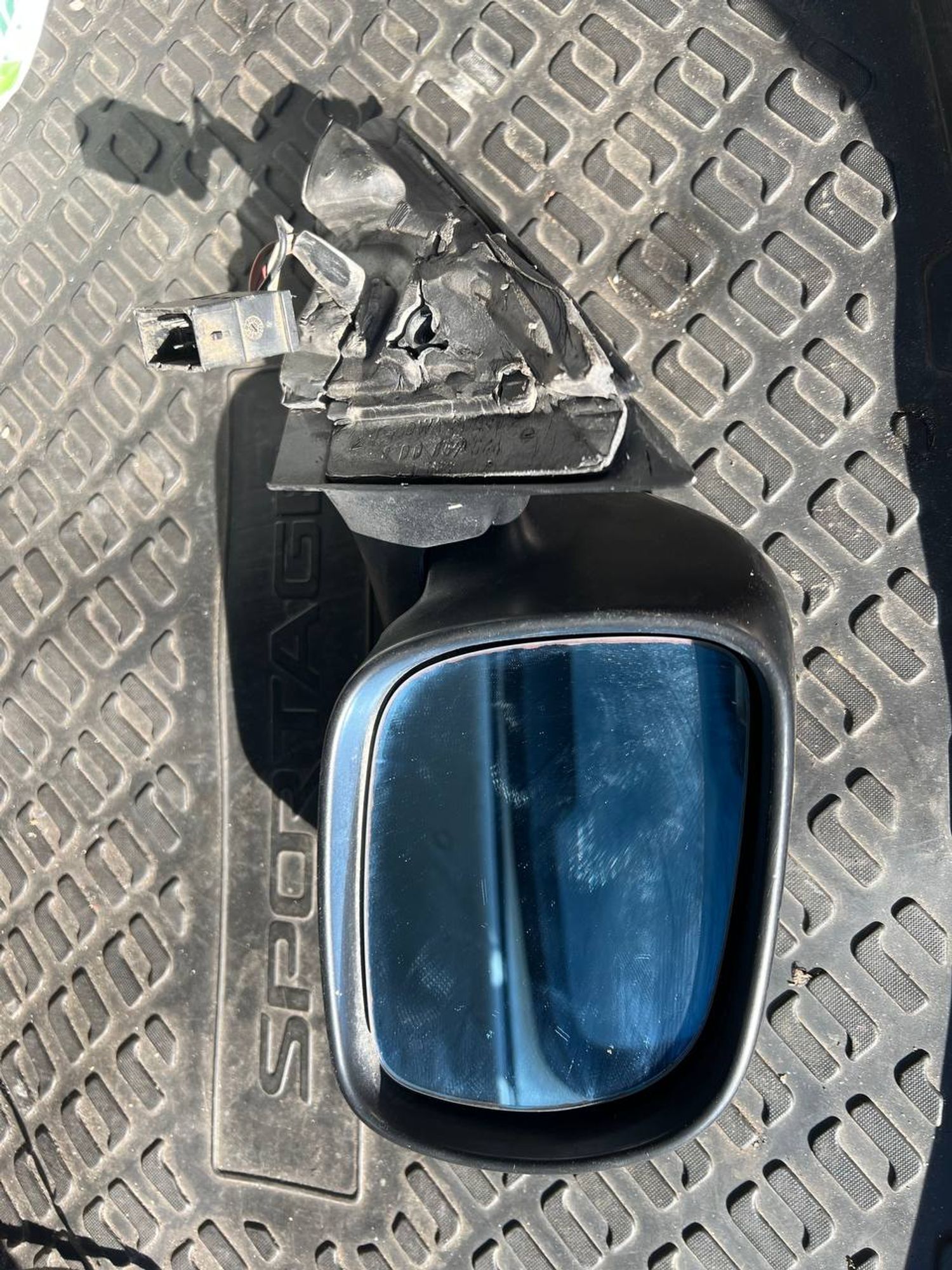 https://ycs.partsauto.market/partsauto-images/thmbs/userImages/7cfef6f3f711b4301ce5946b404c3455/part/9e6a87a1-0777-45fa-adc2-e30c2aec0f47_1775110101329.jpg