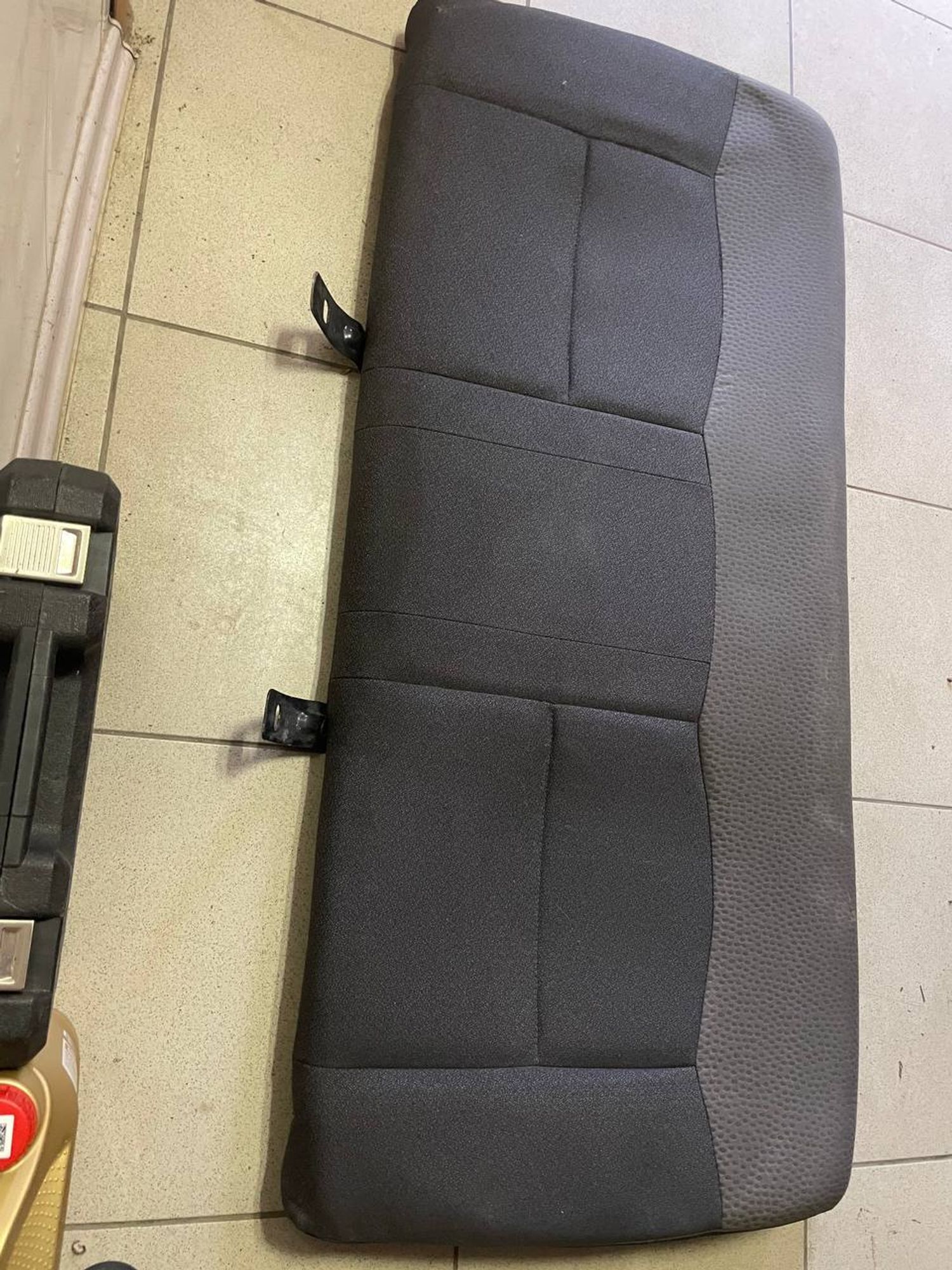 https://ycs.partsauto.market/partsauto-images/thmbs/userImages/7cfef6f3f711b4301ce5946b404c3455/part/a26857de-8cbc-438c-80a7-e10c7328da7a_1787002230985.jpg