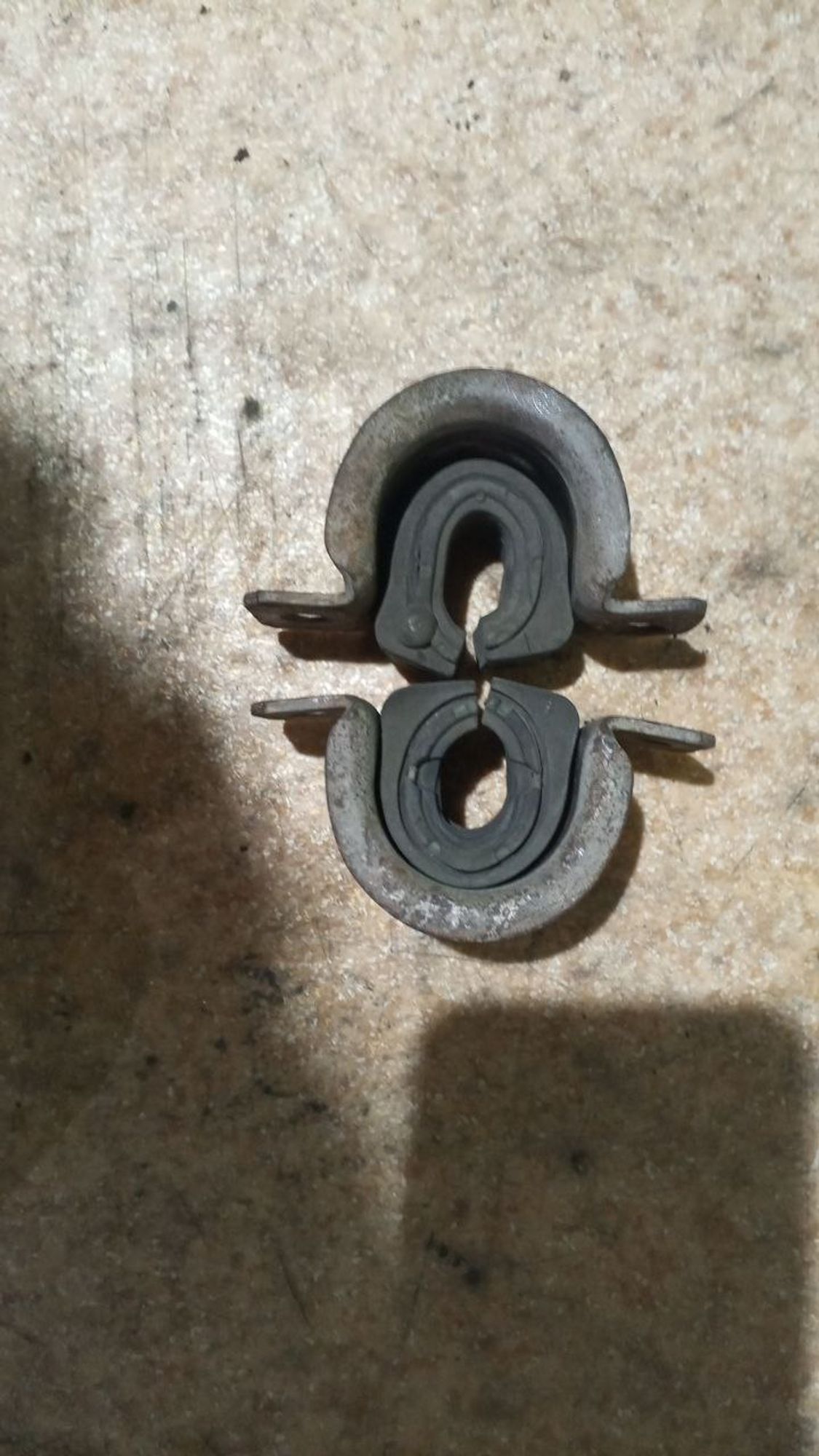 https://ycs.partsauto.market/partsauto-images/thmbs/userImages/7cfef6f3f711b4301ce5946b404c3455/part/a9fe07a5-7960-4274-9e2a-5765e0e2d4cd_1734116912409.jpg