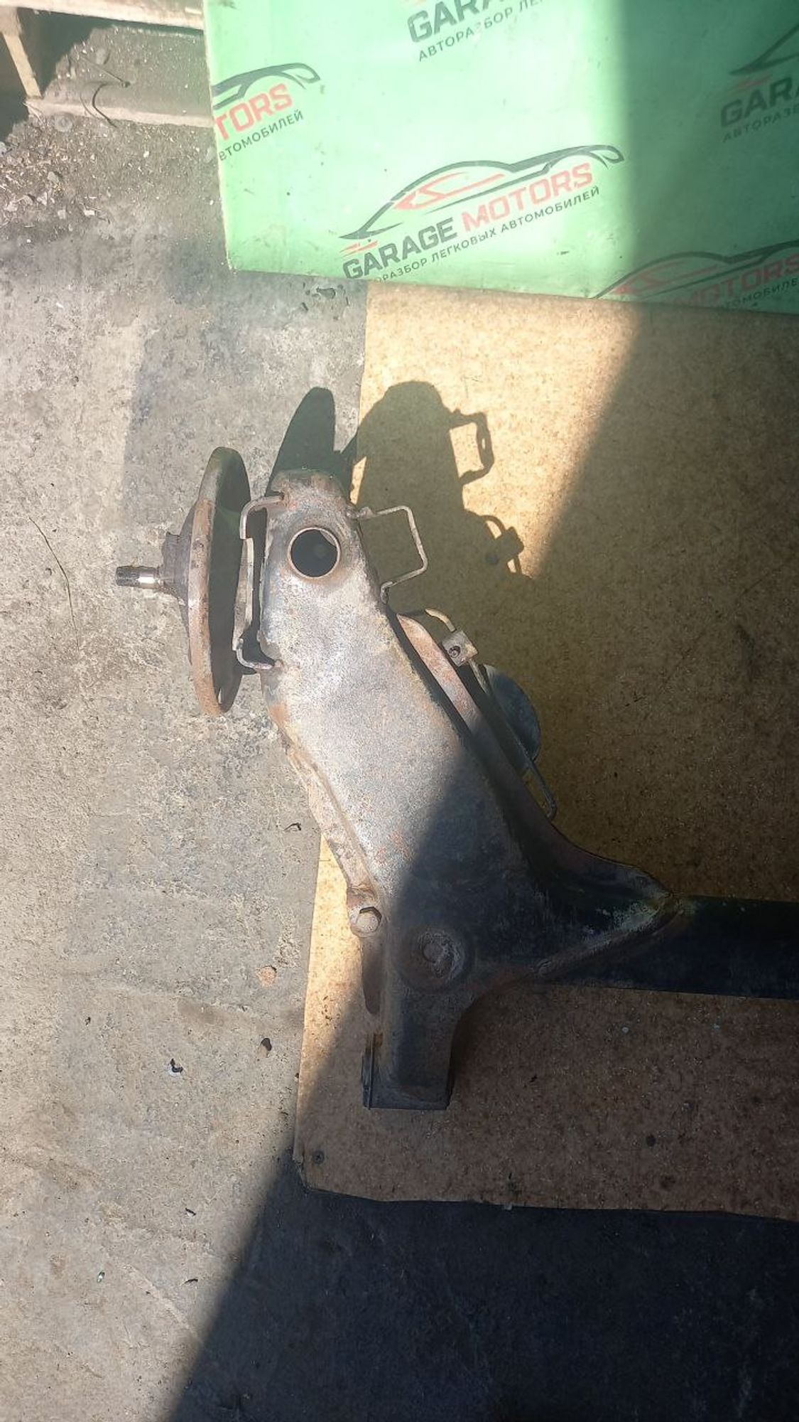 https://ycs.partsauto.market/partsauto-images/thmbs/userImages/7cfef6f3f711b4301ce5946b404c3455/part/aedb34e6-4305-4192-90f6-aae8fb79e011_1714652979286.jpg
