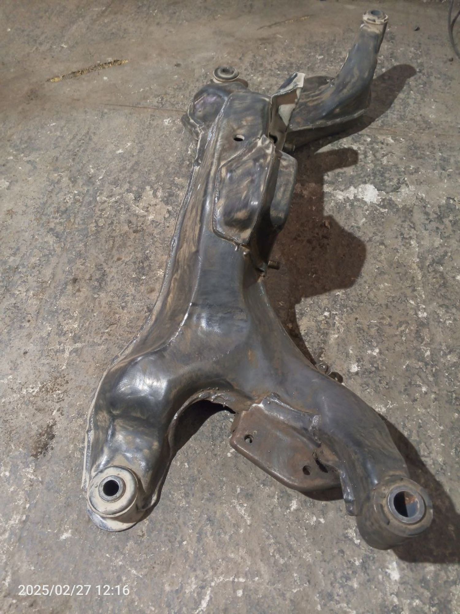 https://ycs.partsauto.market/partsauto-images/thmbs/userImages/7cfef6f3f711b4301ce5946b404c3455/part/af3b06b6-dfa1-44db-bb9c-e430ac6a5eba_1740649249722.jpg