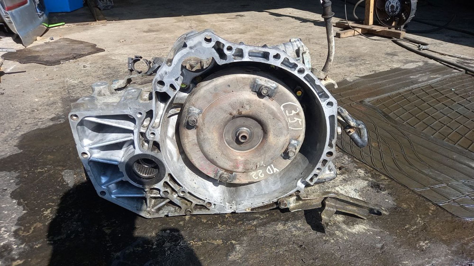https://ycs.partsauto.market/partsauto-images/thmbs/userImages/7cfef6f3f711b4301ce5946b404c3455/part/b0348756-1382-483f-a30e-1a7b4bcdc467_1725614462033.jpg