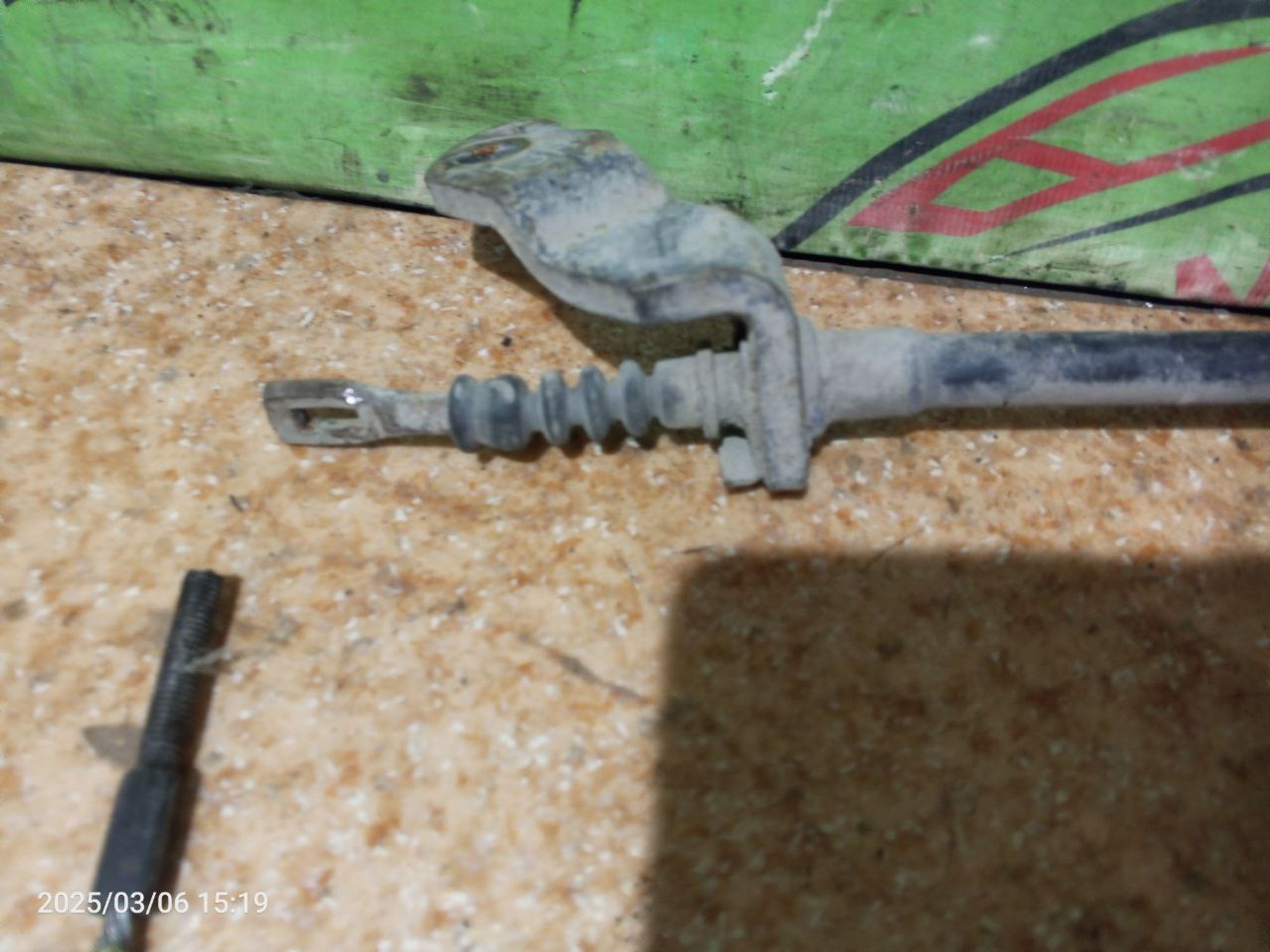 https://ycs.partsauto.market/partsauto-images/thmbs/userImages/7cfef6f3f711b4301ce5946b404c3455/part/b10c380e-a8c7-4e7d-9faa-516239c53f5e_1741281338412.jpg
