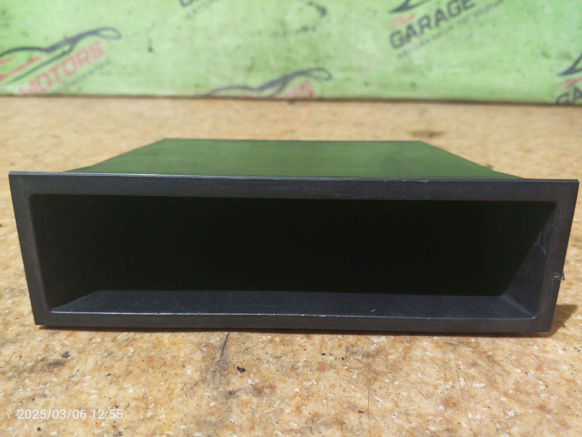 https://ycs.partsauto.market/partsauto-images/thmbs/userImages/7cfef6f3f711b4301ce5946b404c3455/part/b7b503c3-5f34-454f-abce-17136a410b53_1741280141376.jpg