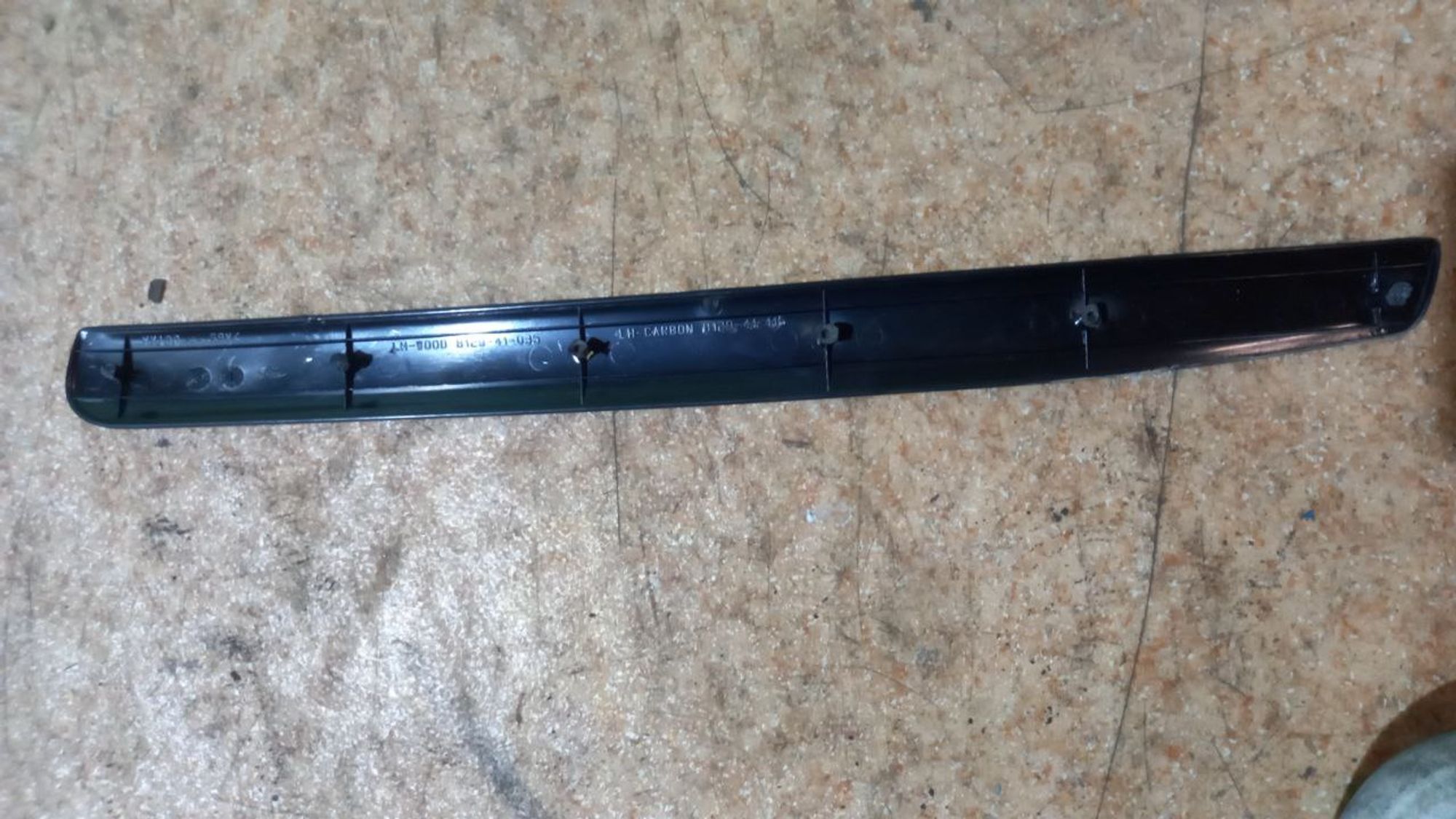 https://ycs.partsauto.market/partsauto-images/thmbs/userImages/7cfef6f3f711b4301ce5946b404c3455/part/b92dad54-143e-45bb-b95b-1b26e017bc1e_1716832525126.jpg