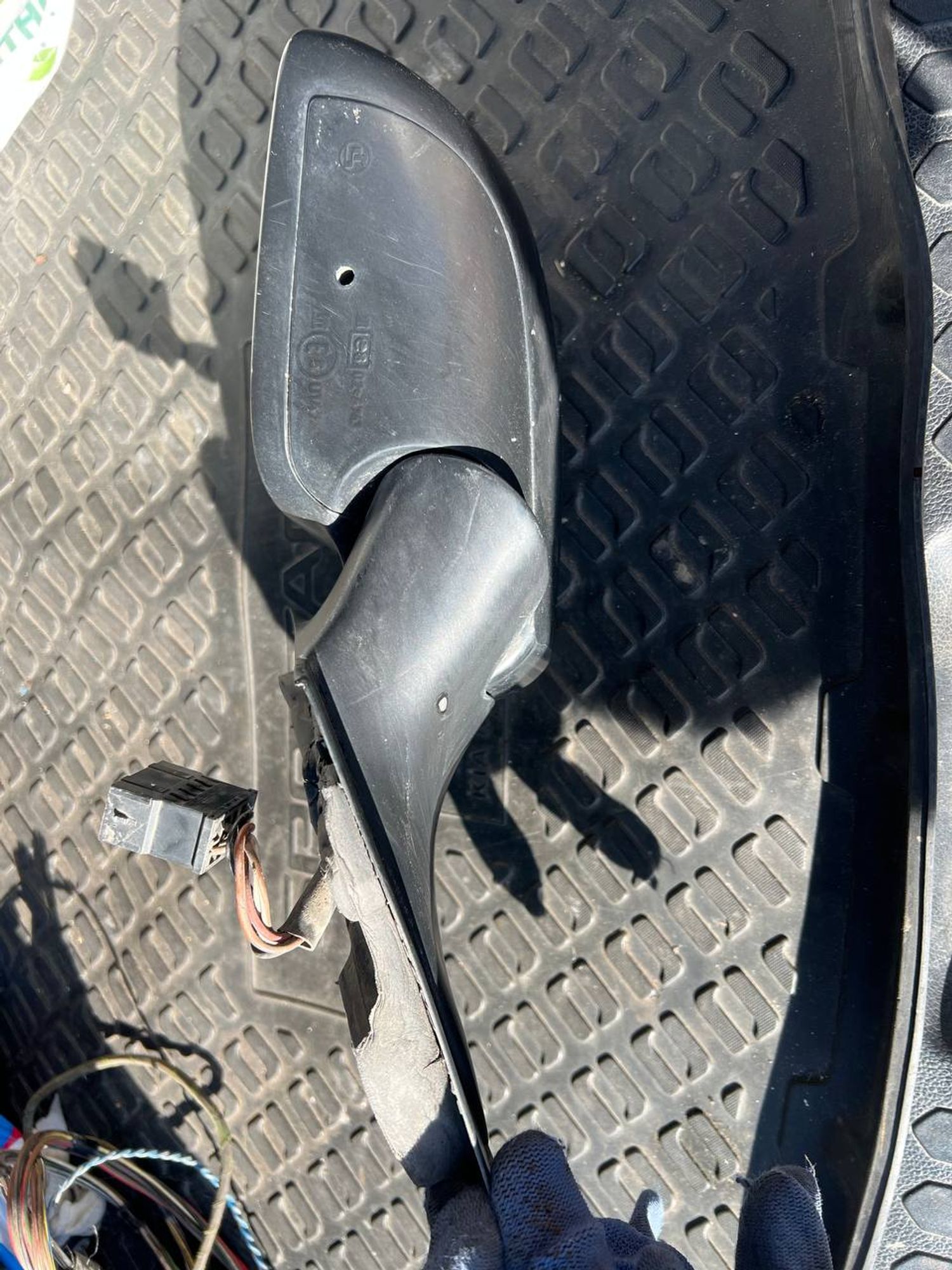 https://ycs.partsauto.market/partsauto-images/thmbs/userImages/7cfef6f3f711b4301ce5946b404c3455/part/c32b4876-bd52-45d6-b9cb-d8c36cff05c9_1775110101221.jpg