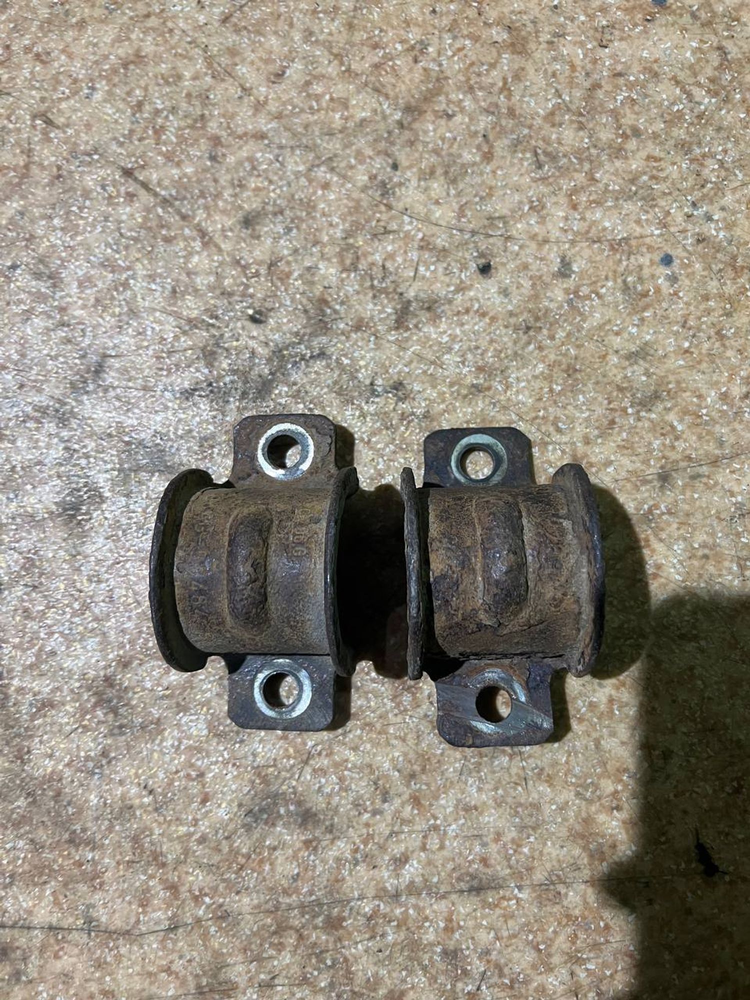 https://ycs.partsauto.market/partsauto-images/thmbs/userImages/7cfef6f3f711b4301ce5946b404c3455/part/c41b6aef-8123-4334-b402-9d7dc818ac3d_1731930034128.jpg