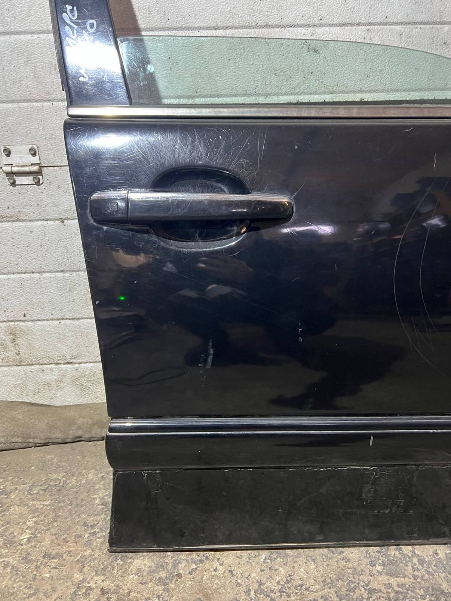 https://ycs.partsauto.market/partsauto-images/thmbs/userImages/7cfef6f3f711b4301ce5946b404c3455/part/c6f9011d-e2d1-4f3a-ab72-b39bae323e77_1734427022559.jpg