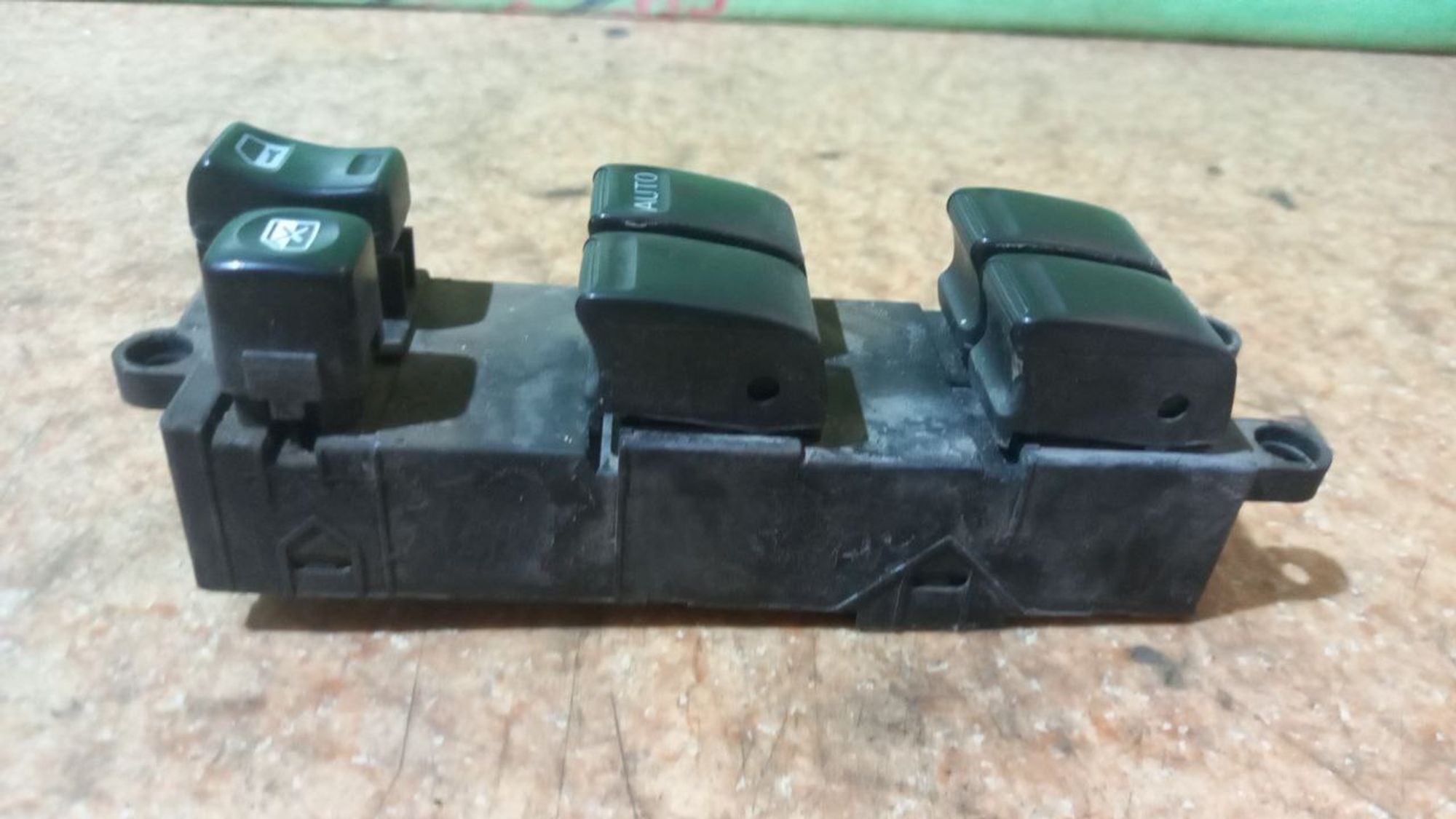 https://ycs.partsauto.market/partsauto-images/thmbs/userImages/7cfef6f3f711b4301ce5946b404c3455/part/c7ac793c-b6c6-4ba0-a5dc-890c1f885de9_1716798255008.jpg